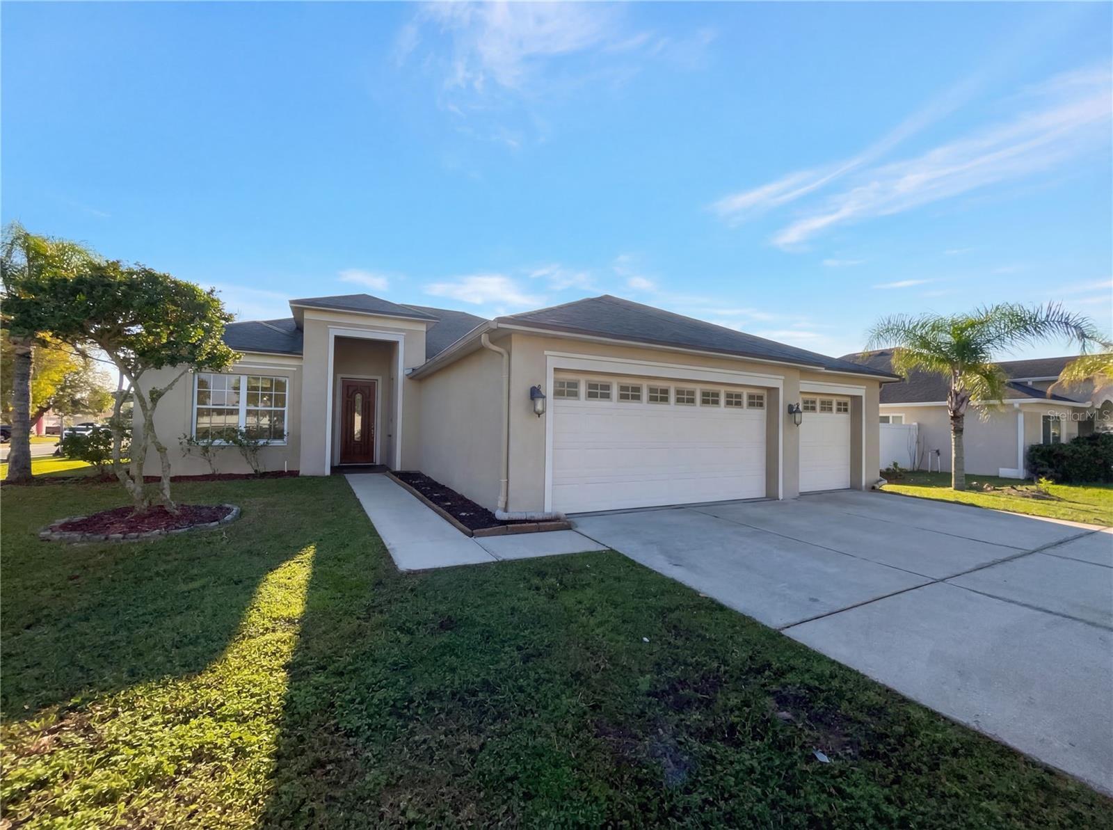 Image 6 of 25 For 2304 Hamlet Circle