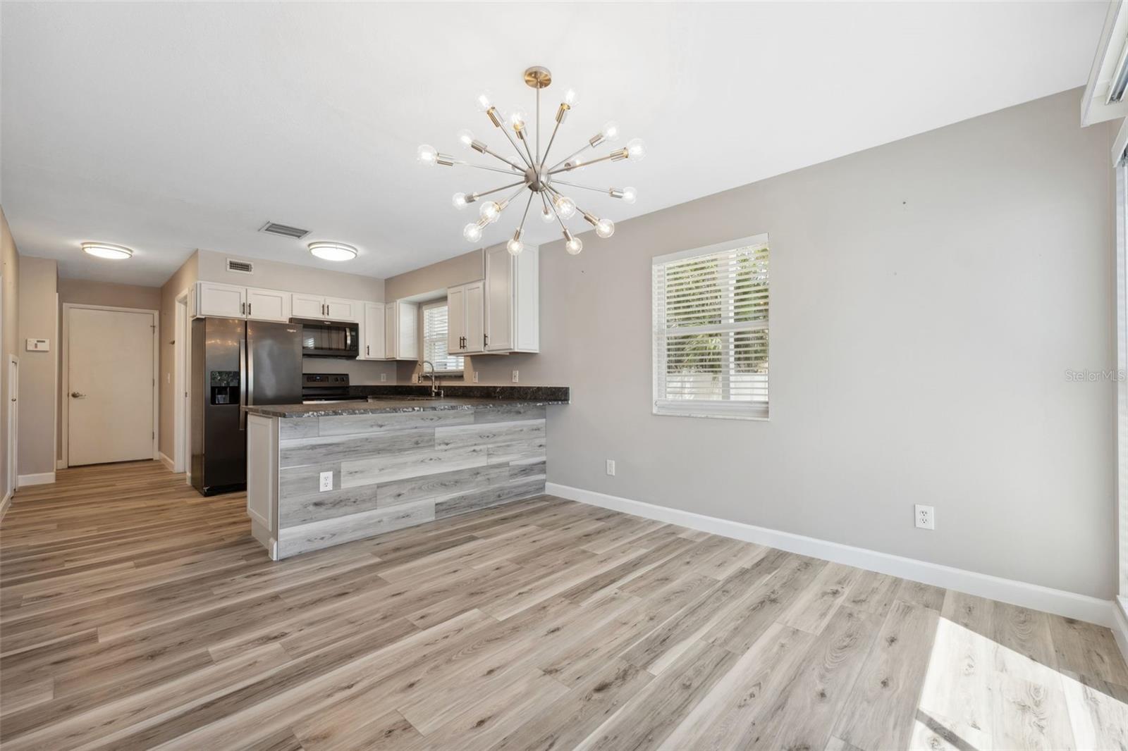 Image 5 of 53 For 428 Klosterman Road W