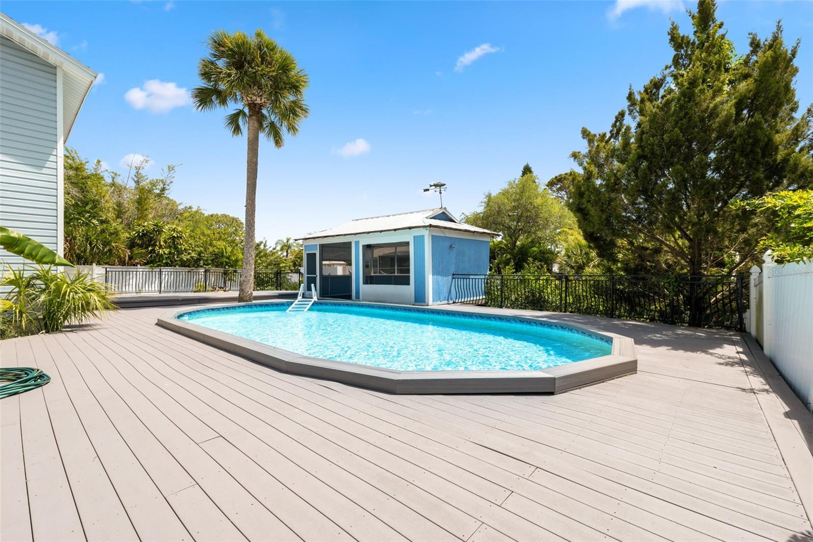 Image 51 of 53 For 428 Klosterman Road W