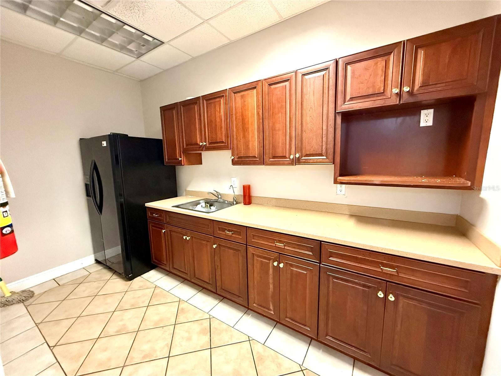 Image 15 of 30 For 1440 Bloomingdale Avenue