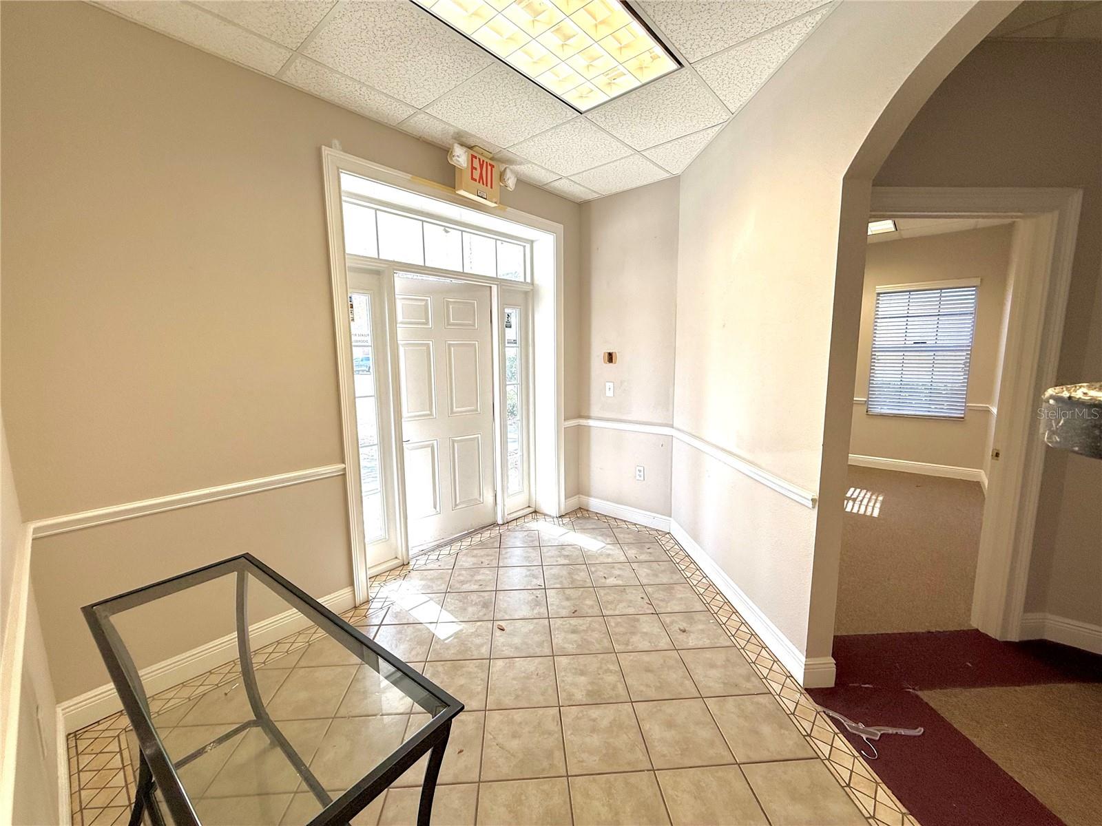 Image 7 of 30 For 1440 Bloomingdale Avenue