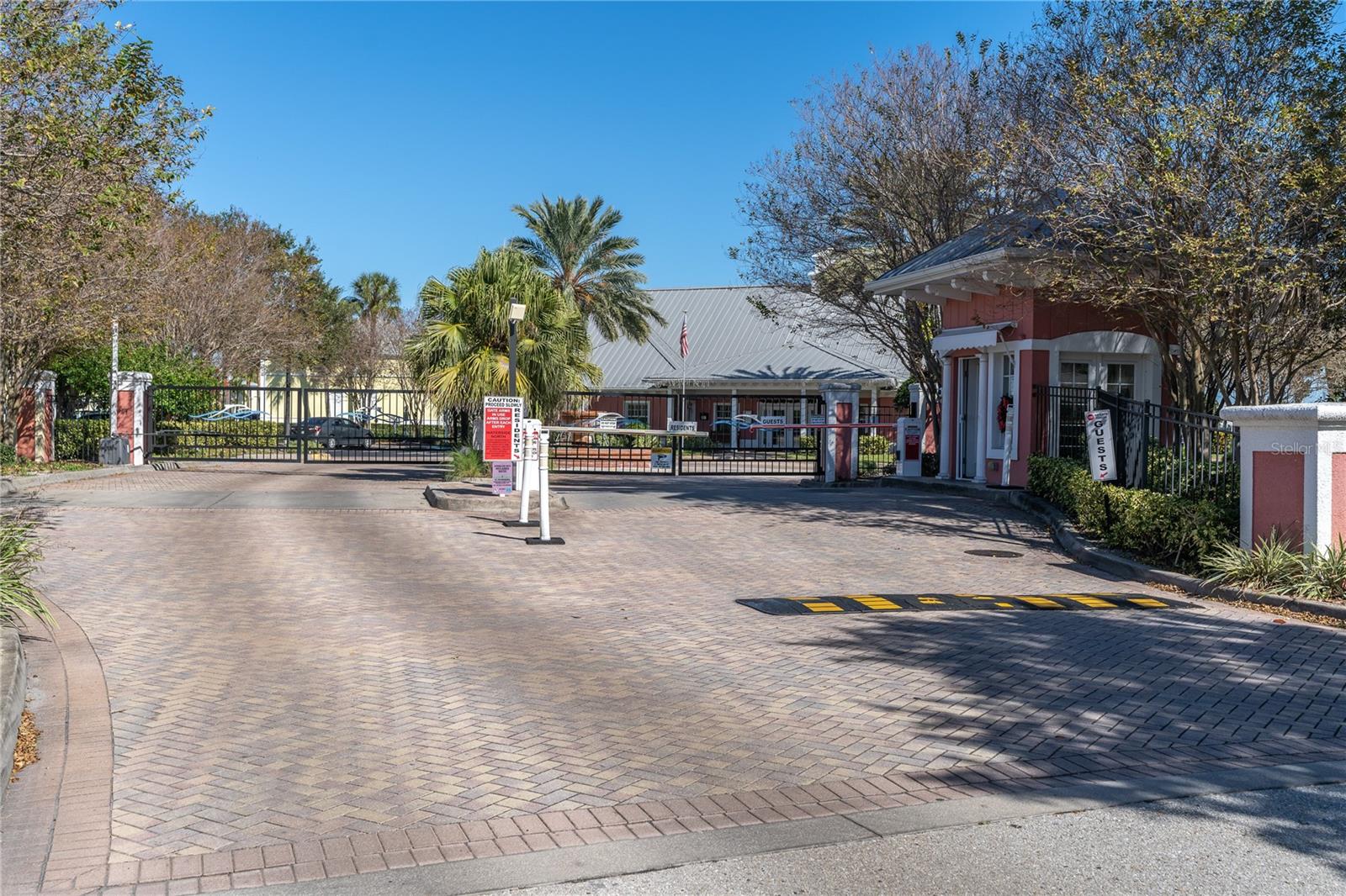 Image 2 of 36 For 237 Seahorse Drive Se H