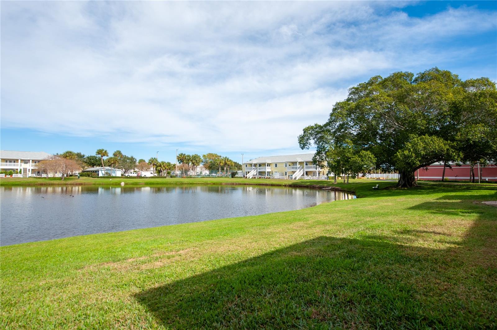 Image 24 of 36 For 237 Seahorse Drive Se H