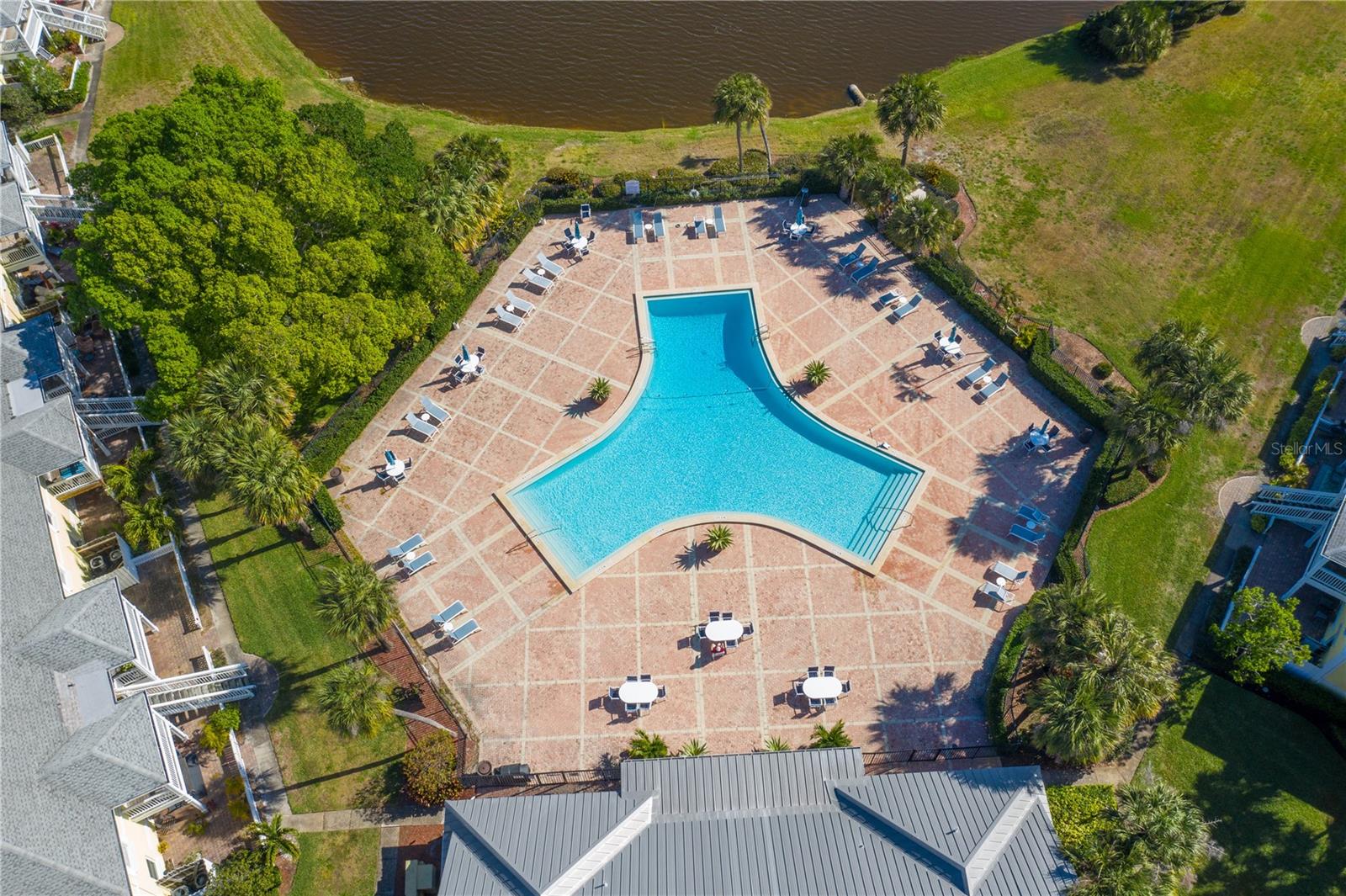 Image 32 of 36 For 237 Seahorse Drive Se H