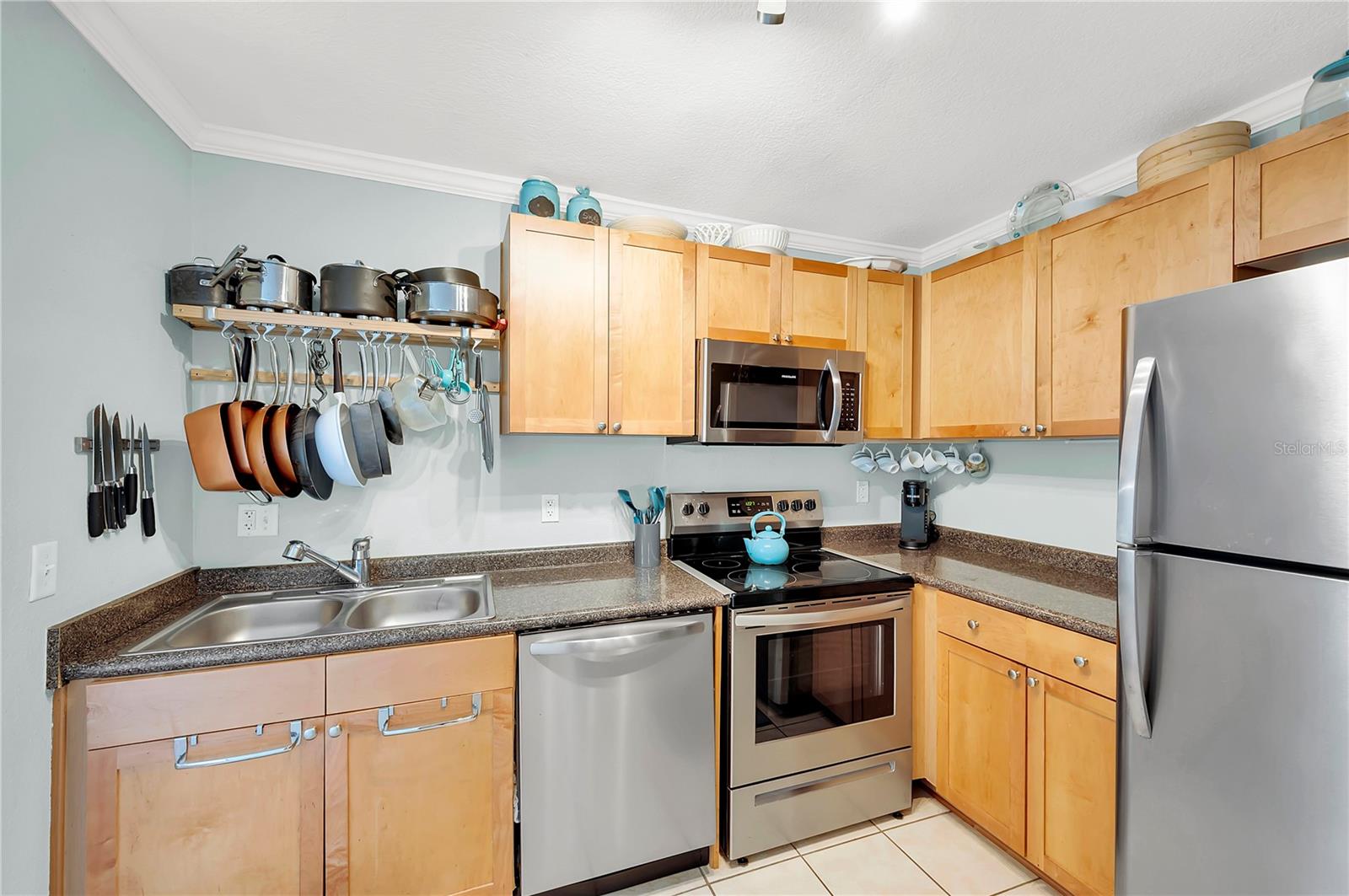 Image 8 of 36 For 237 Seahorse Drive Se H