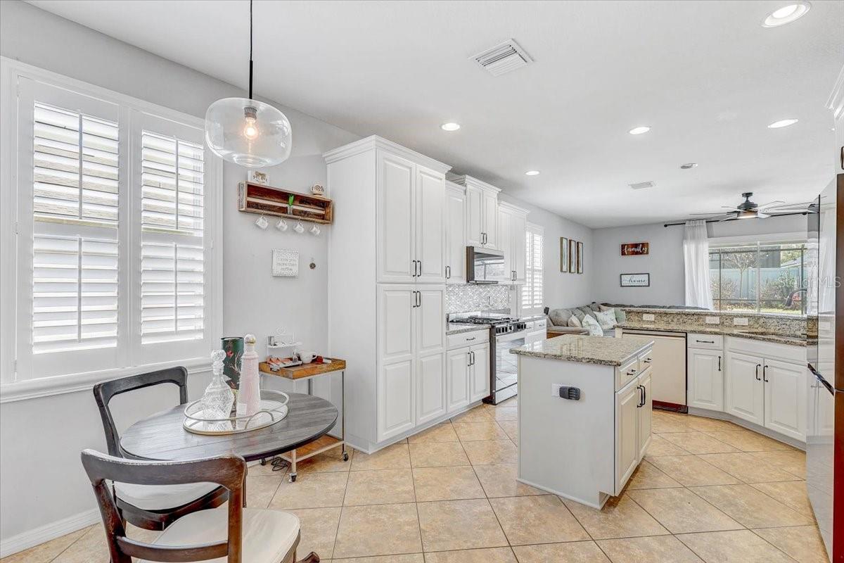 Image 13 of 52 For 11118 Foster Carriage Road