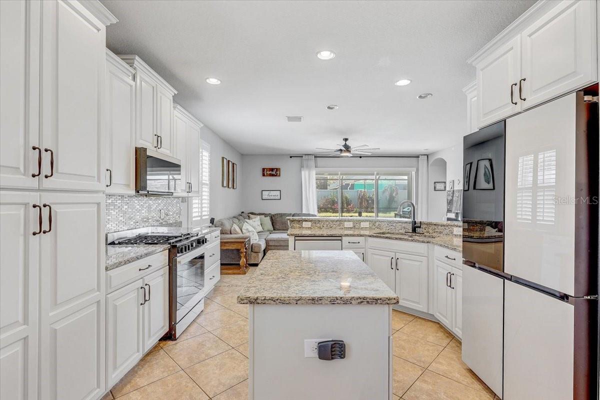 Image 14 of 52 For 11118 Foster Carriage Road