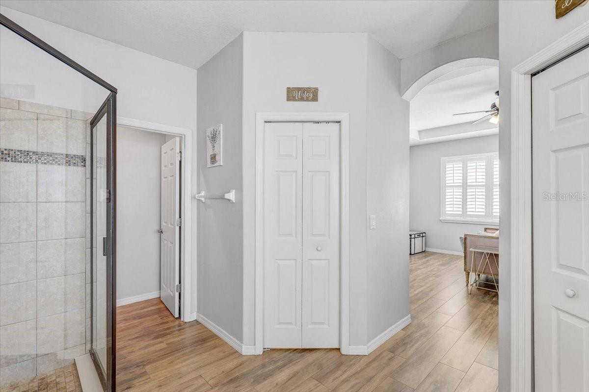 Image 27 of 52 For 11118 Foster Carriage Road