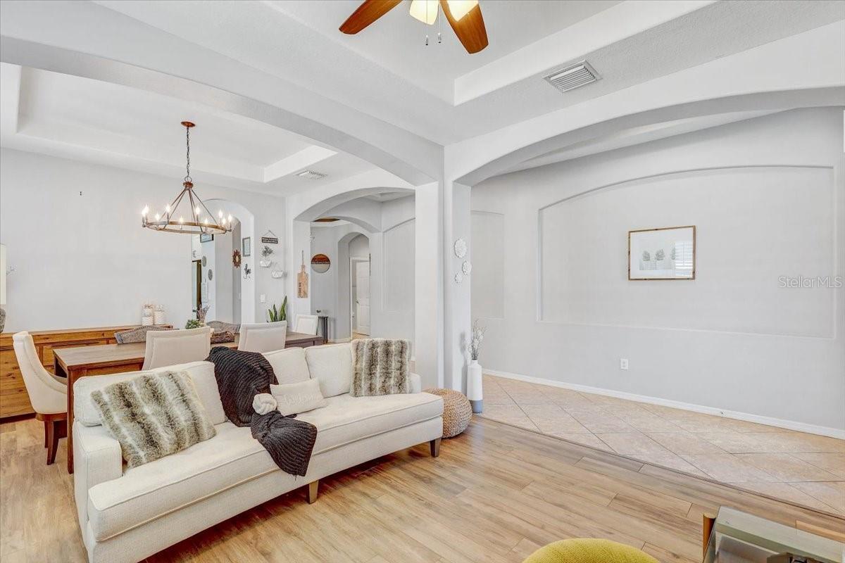 Image 9 of 52 For 11118 Foster Carriage Road