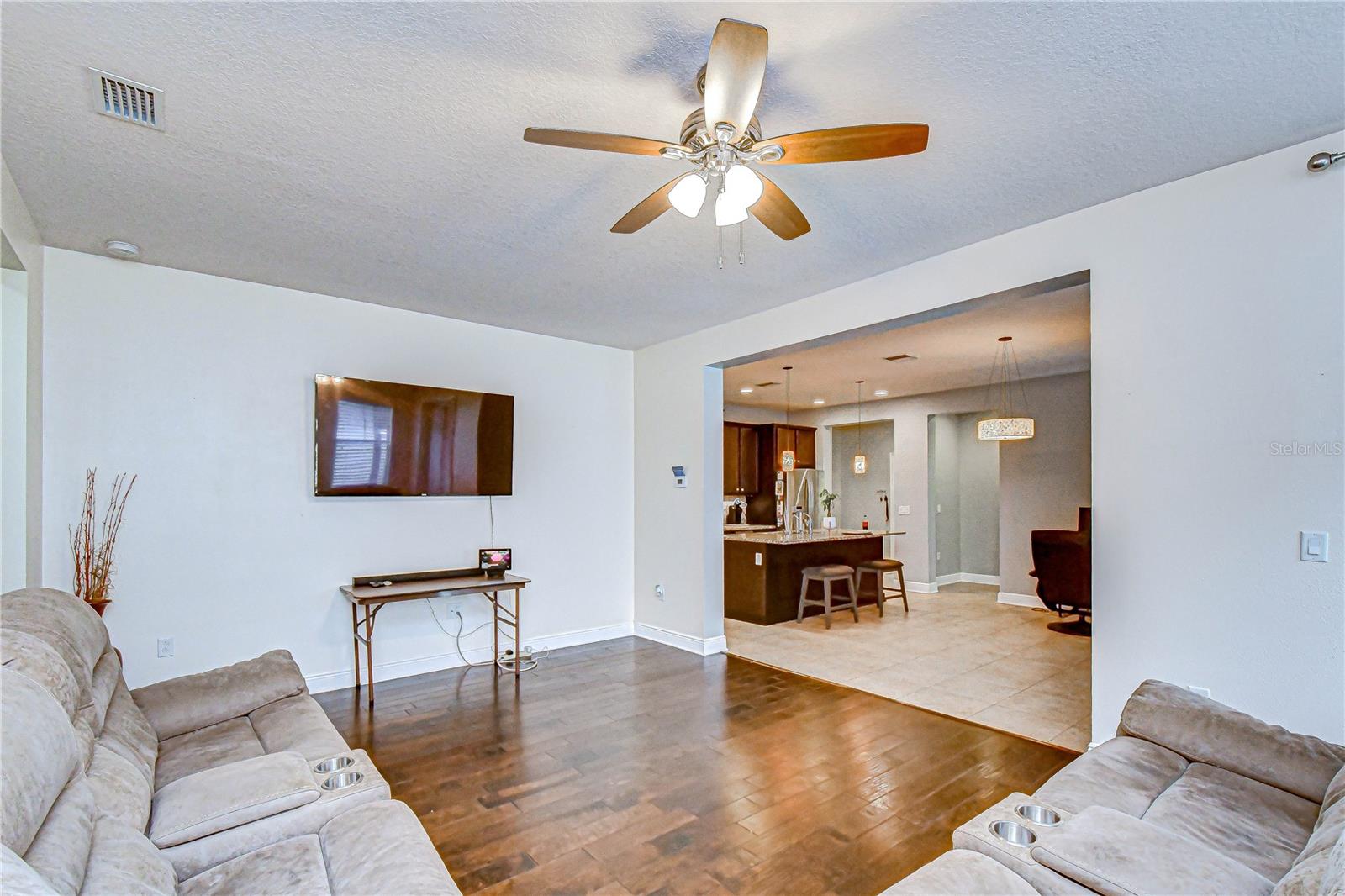 Image 7 of 73 For 11308 Wickersley Place