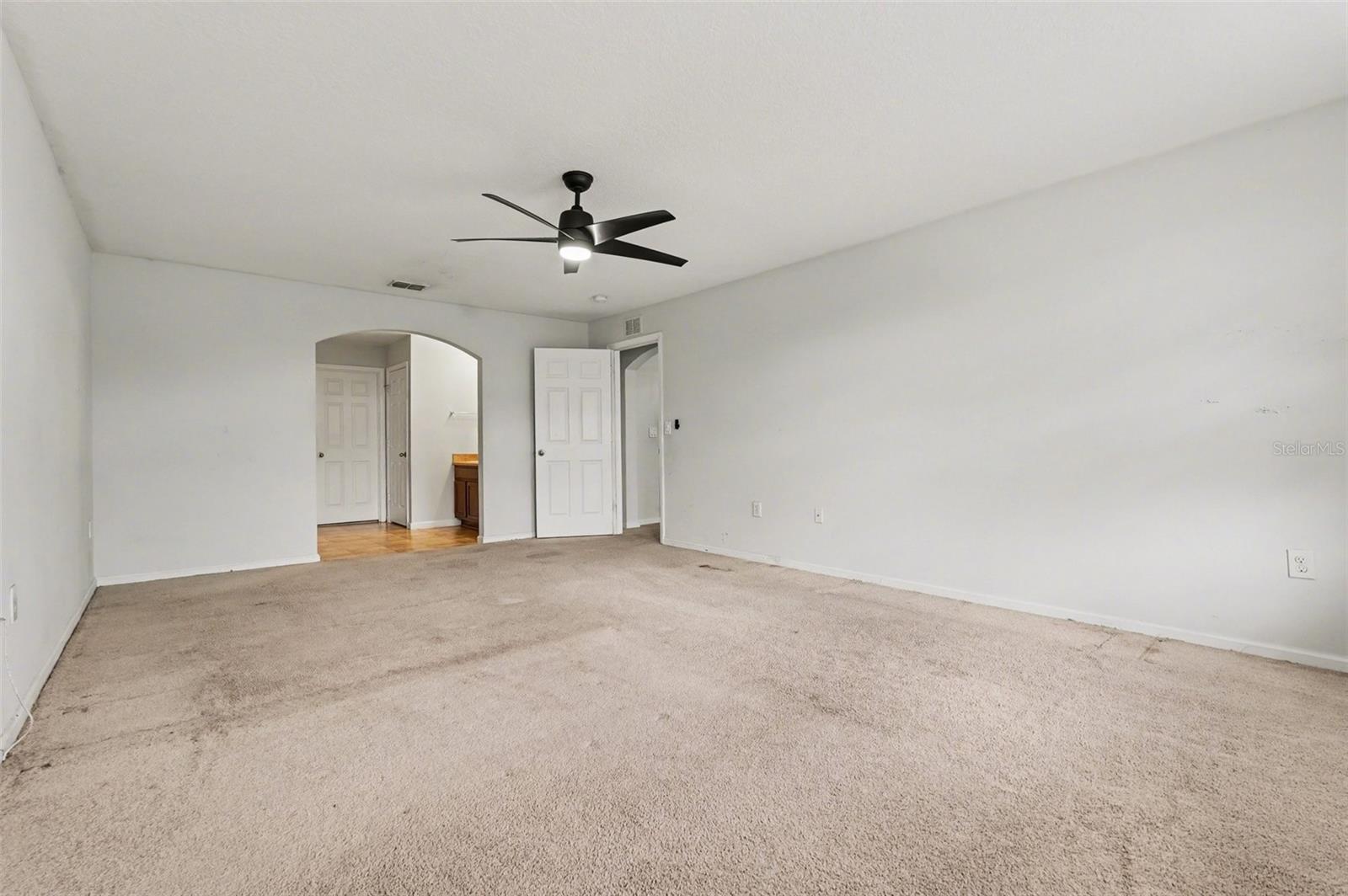 Image 19 of 24 For 115 Pipewort Court Sw