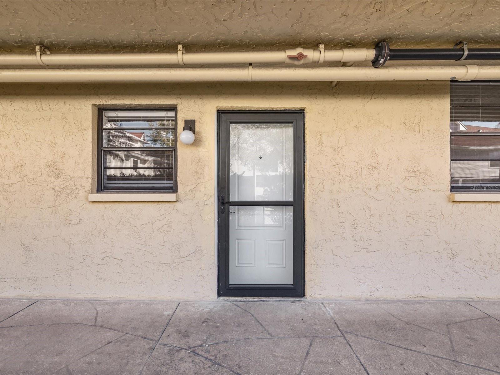 Image 23 of 40 For 19701 Gulf Boulevard 105