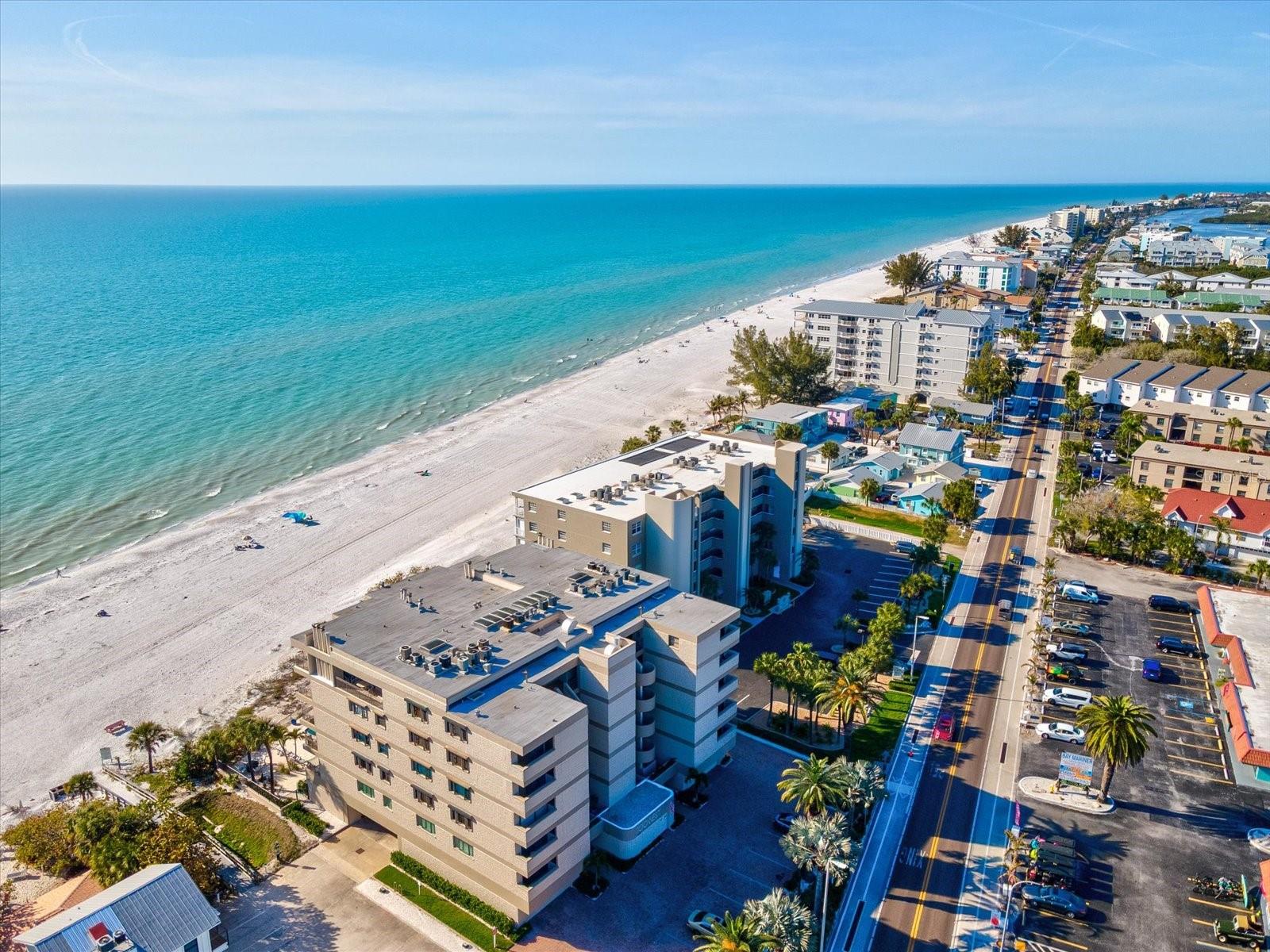 Image 40 of 40 For 19701 Gulf Boulevard 105