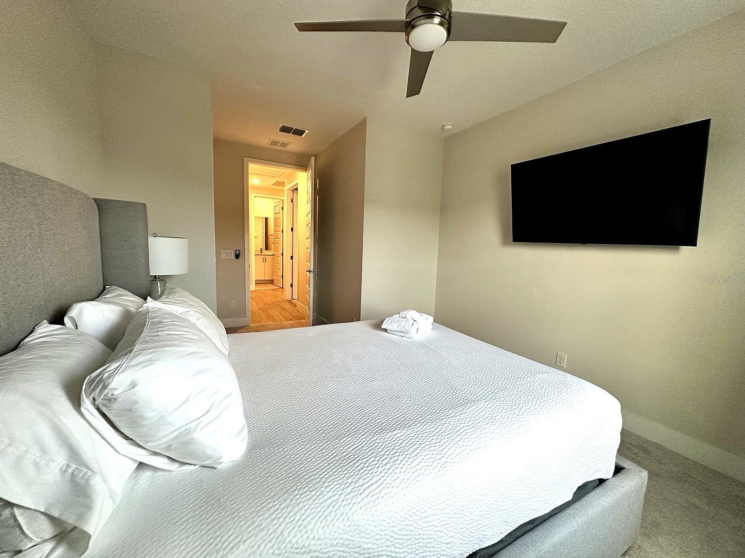 Image 9 of 12 For 7909 Draw Street