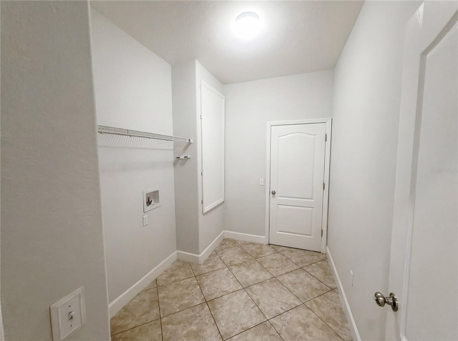 Image 14 of 24 For 6326 Hickory Leaf Place