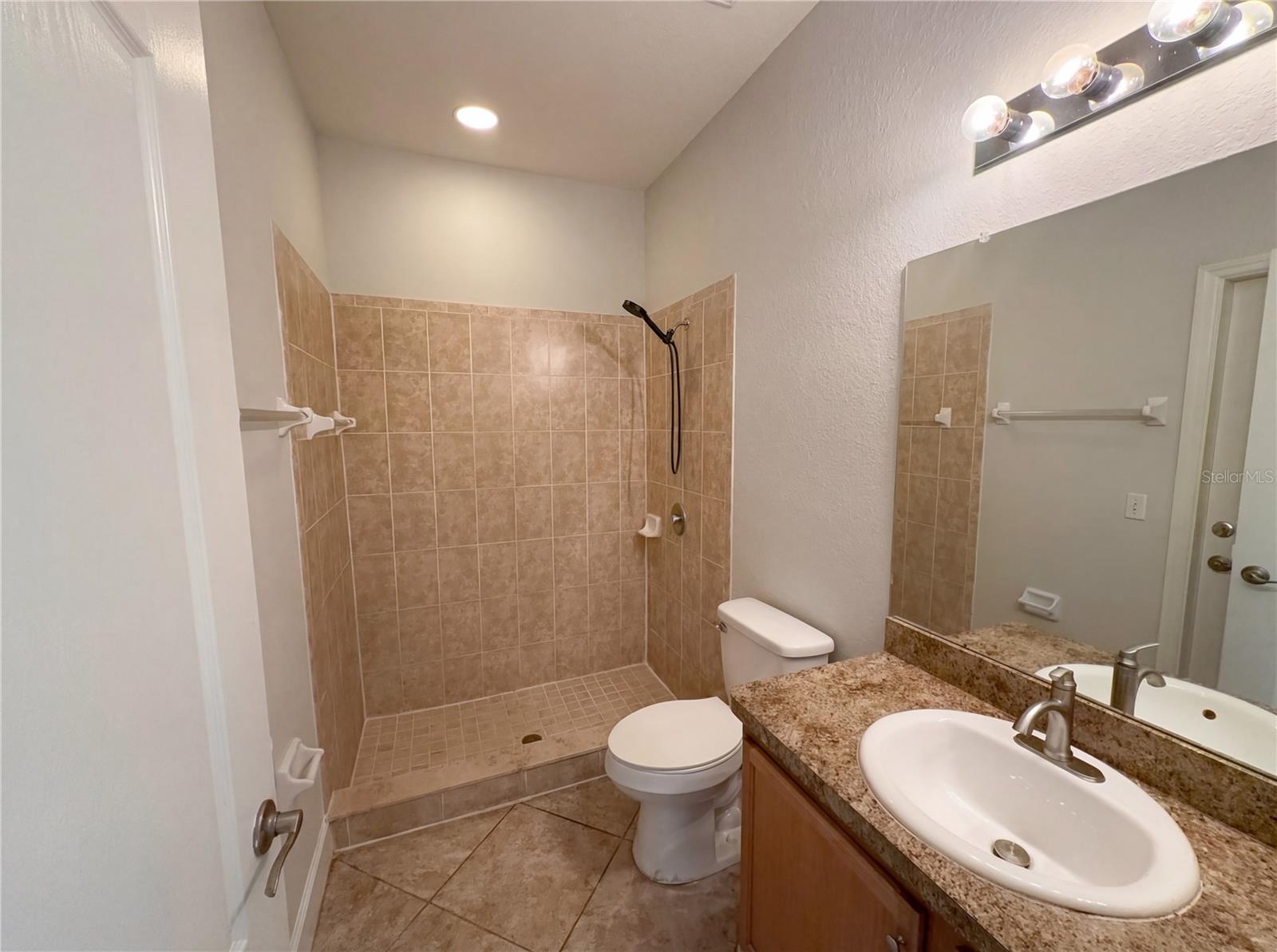 Image 19 of 24 For 6326 Hickory Leaf Place