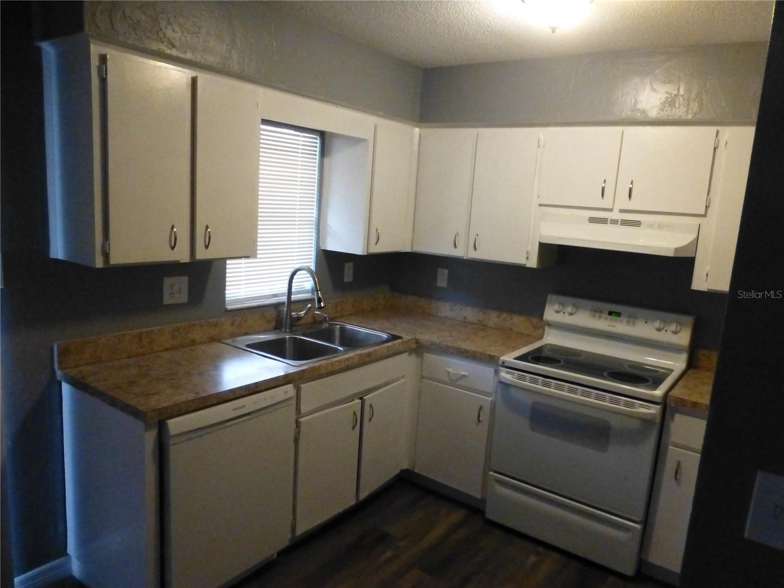 Image 13 of 40 For 197 Highland Road B