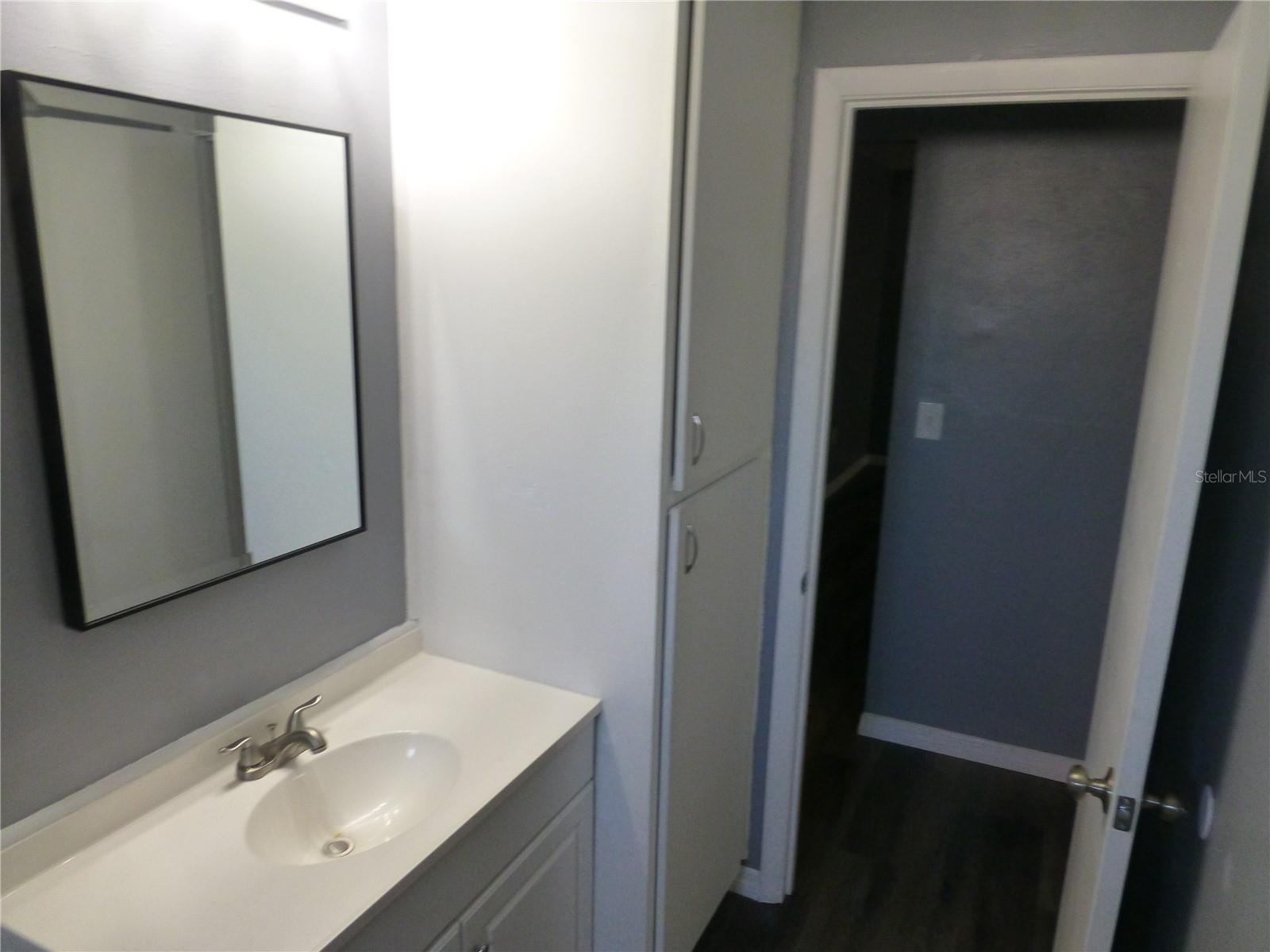 Image 21 of 40 For 197 Highland Road B