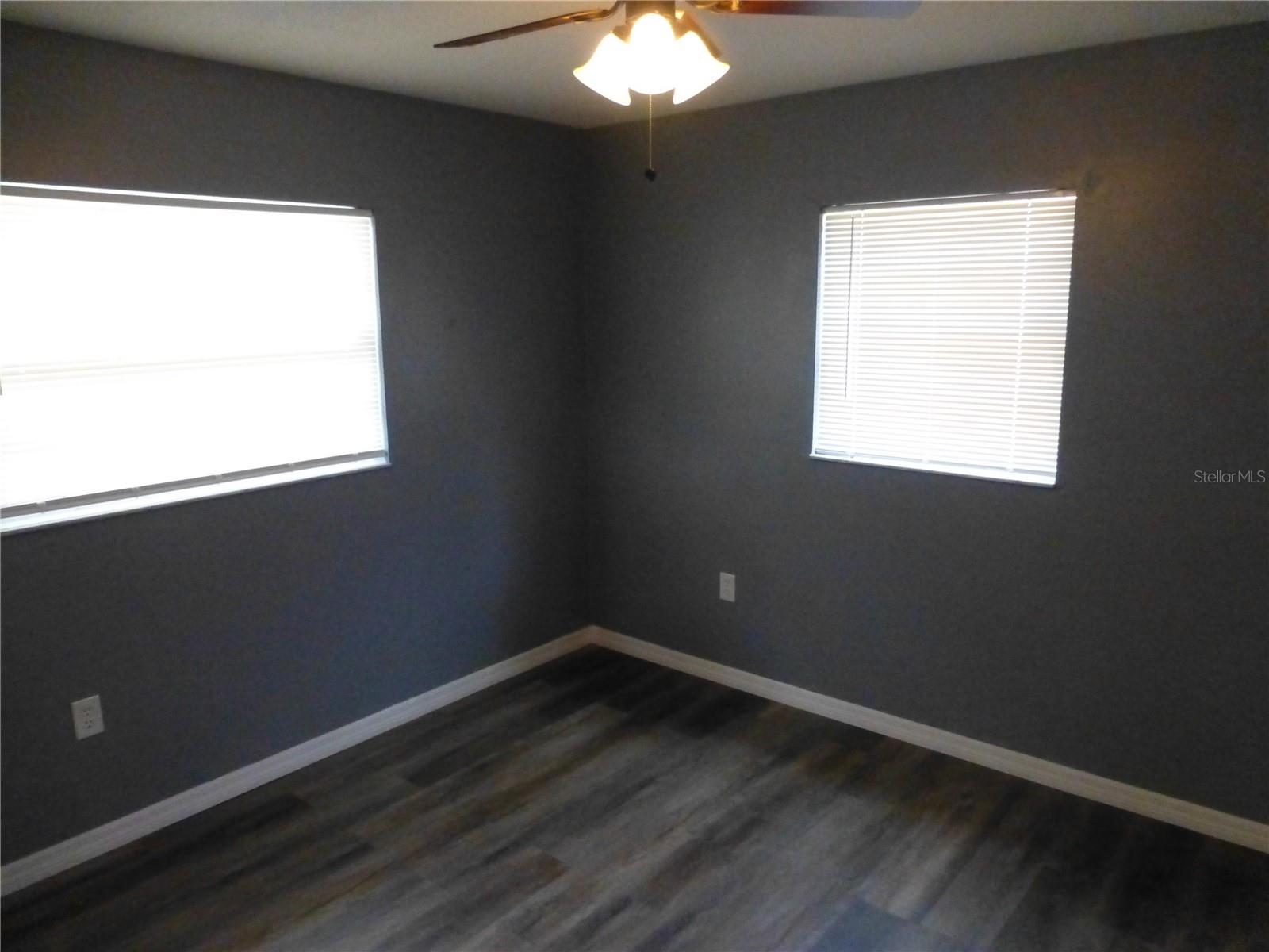 Image 23 of 40 For 197 Highland Road B