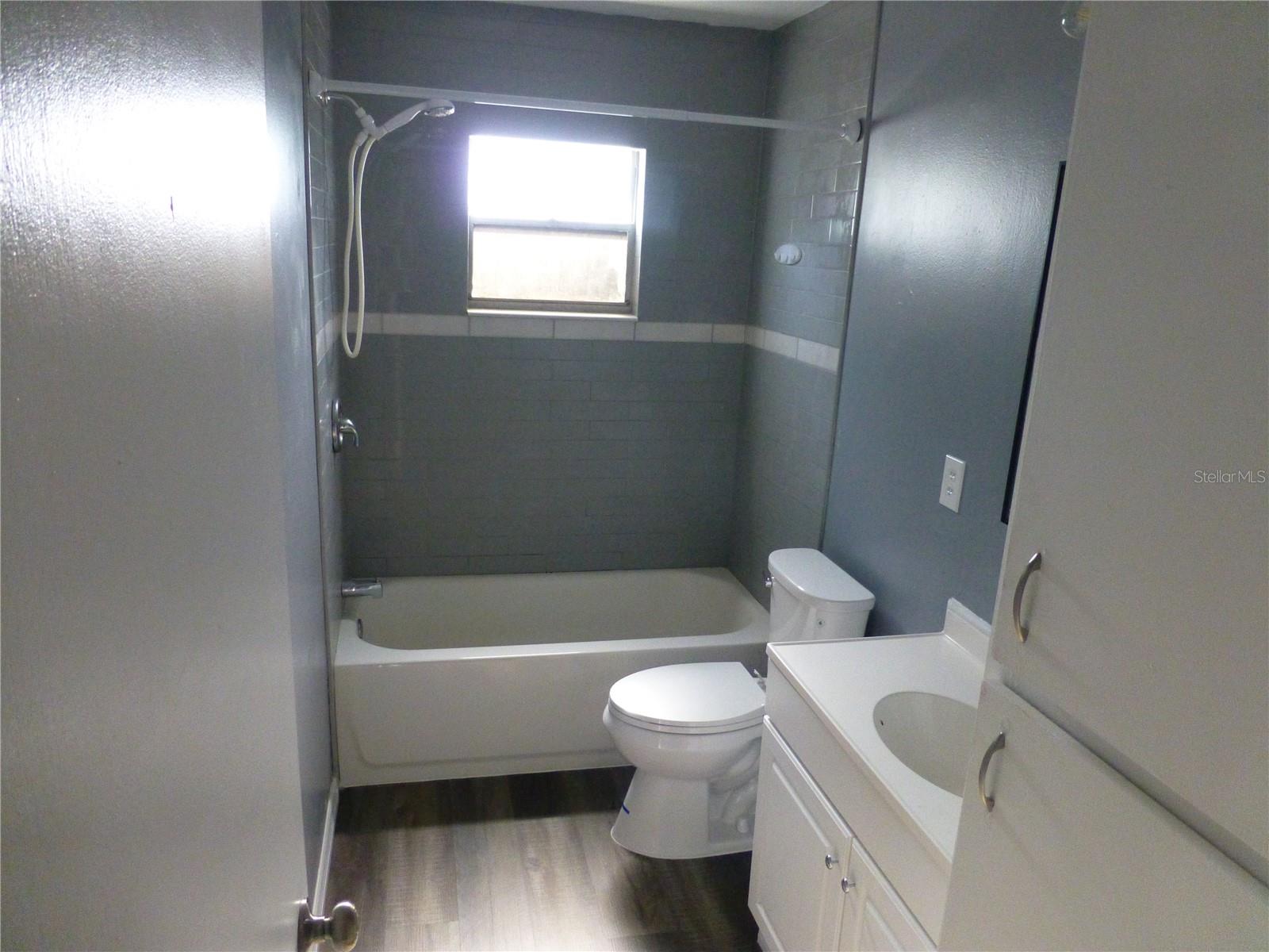 Image 4 of 40 For 197 Highland Road B