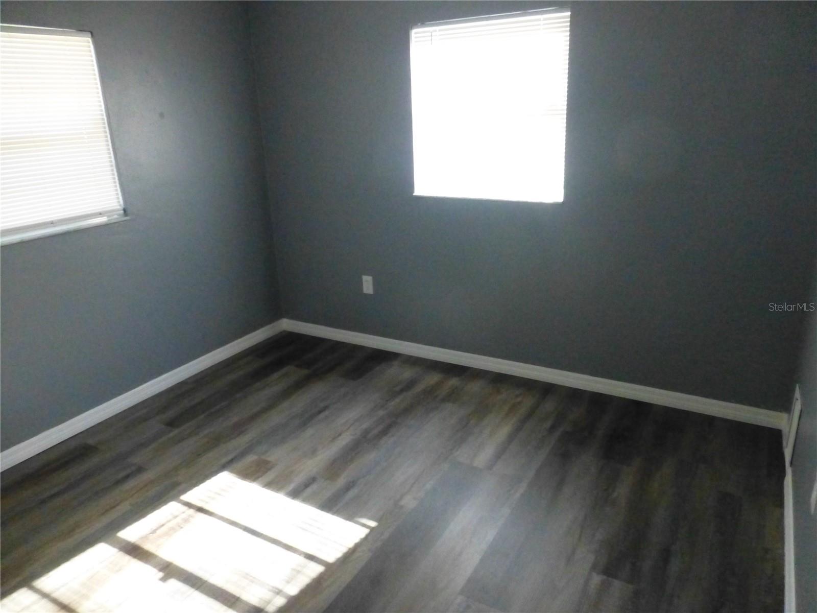 Image 7 of 40 For 197 Highland Road B