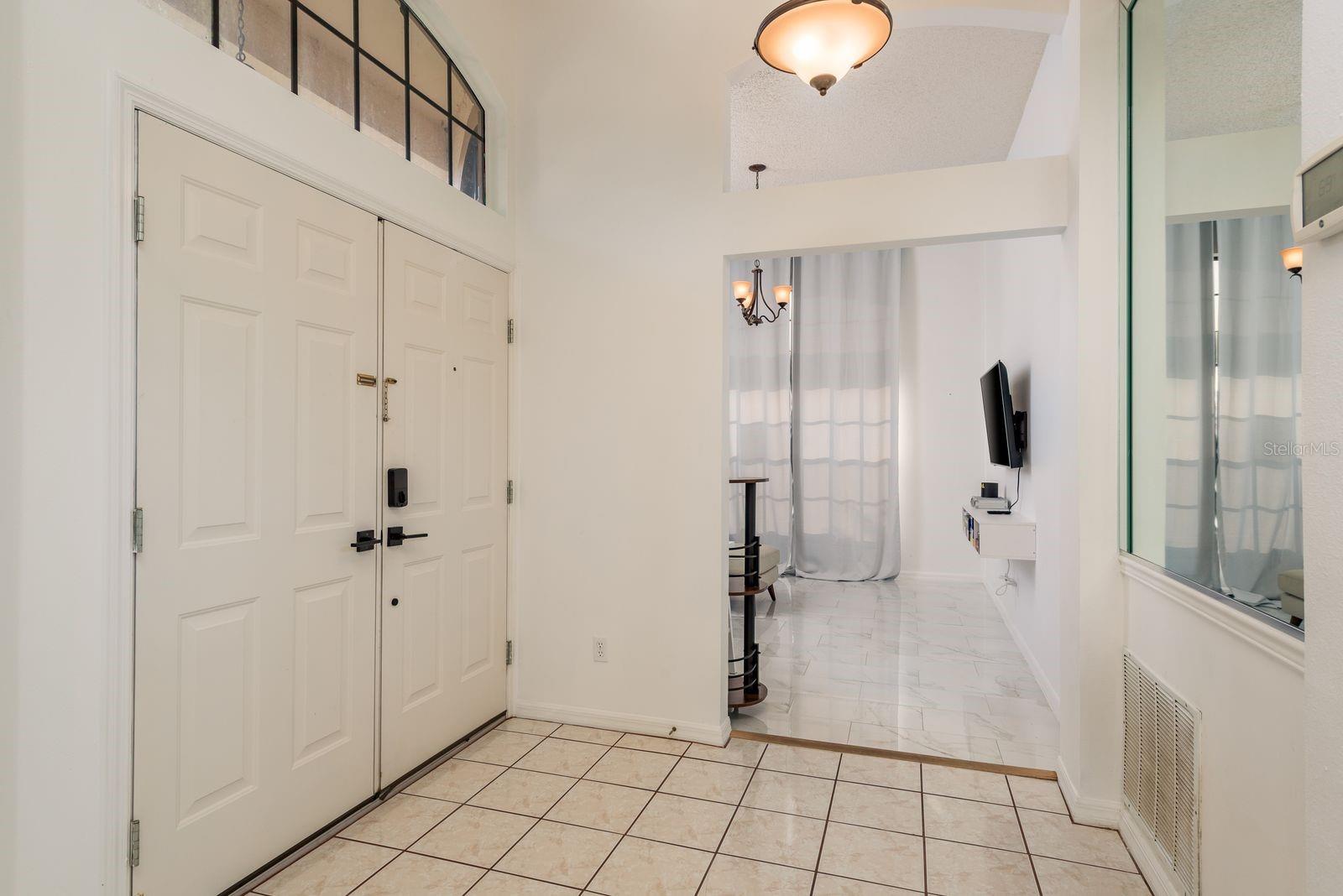 Image 17 of 50 For 13825 Leroux Drive