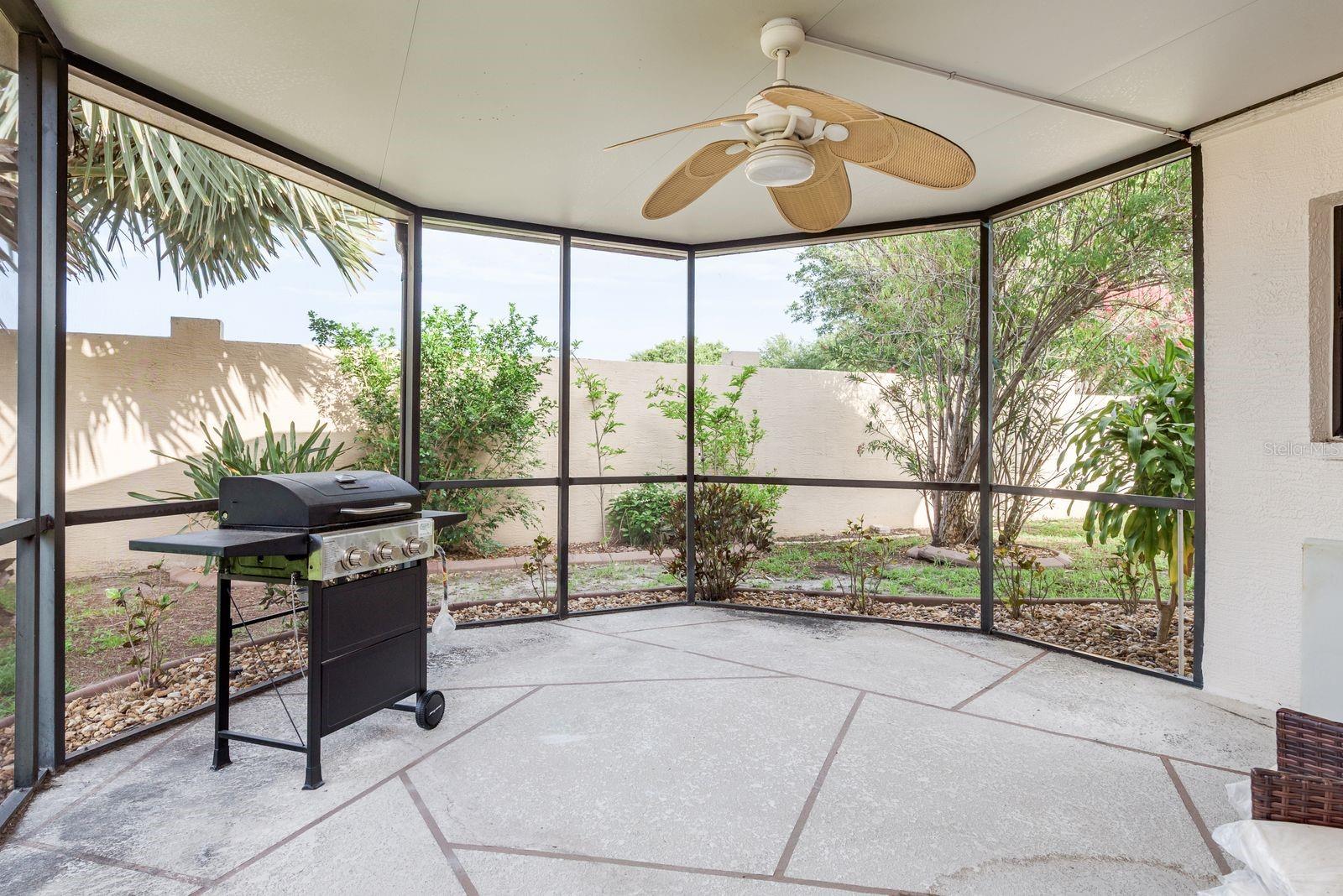 Image 37 of 50 For 13825 Leroux Drive