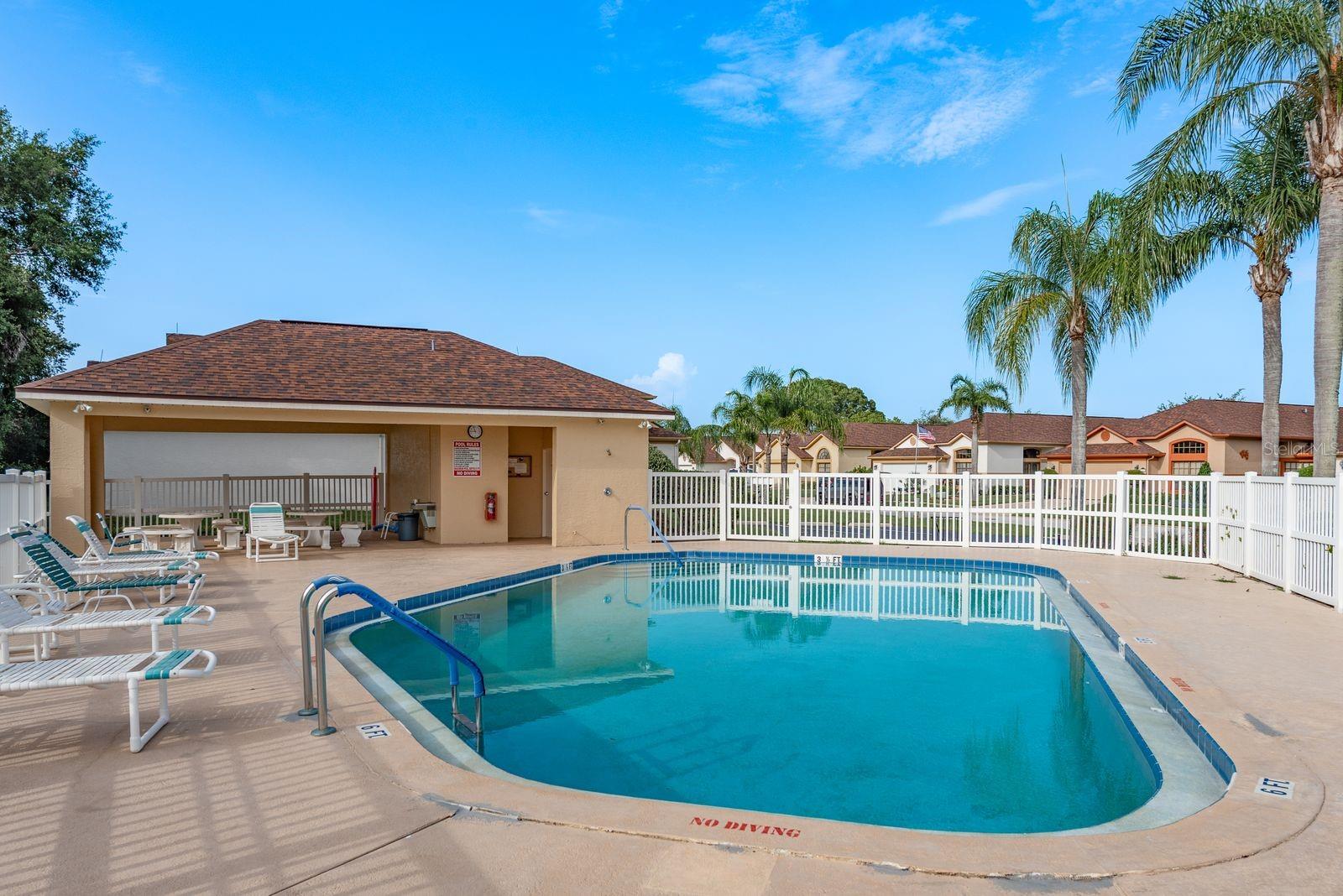 Image 41 of 50 For 13825 Leroux Drive