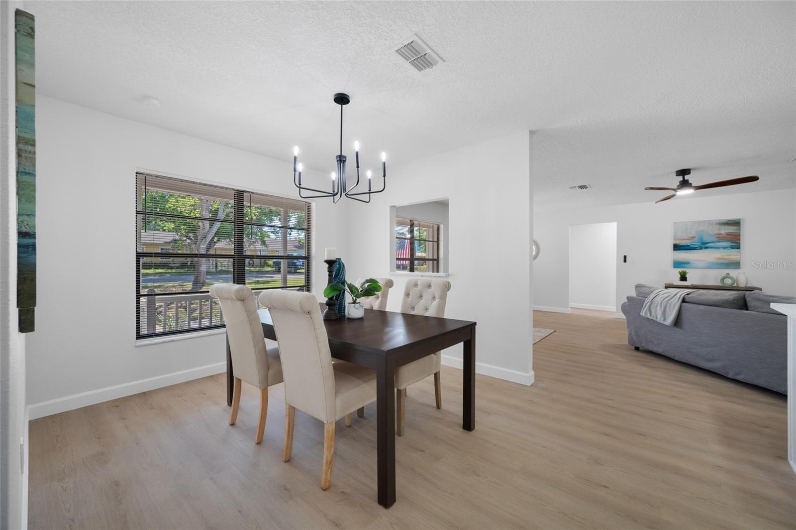 Image 22 of 71 For 9880 Bay Street