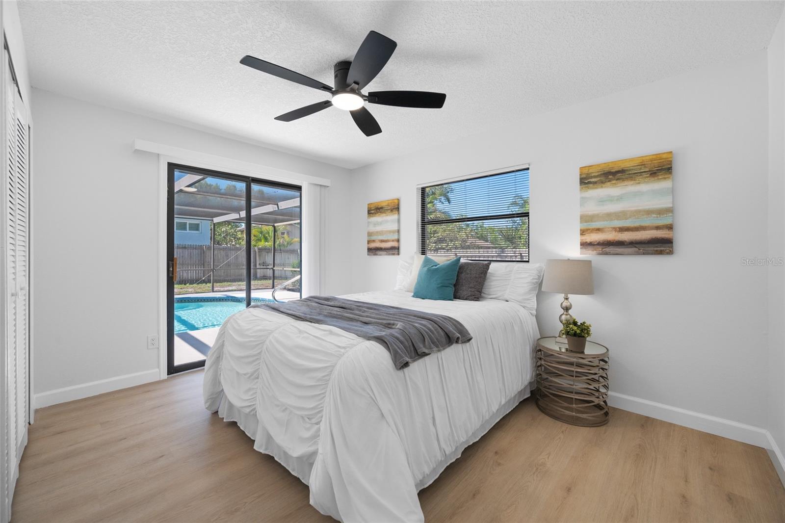 Image 35 of 71 For 9880 Bay Street