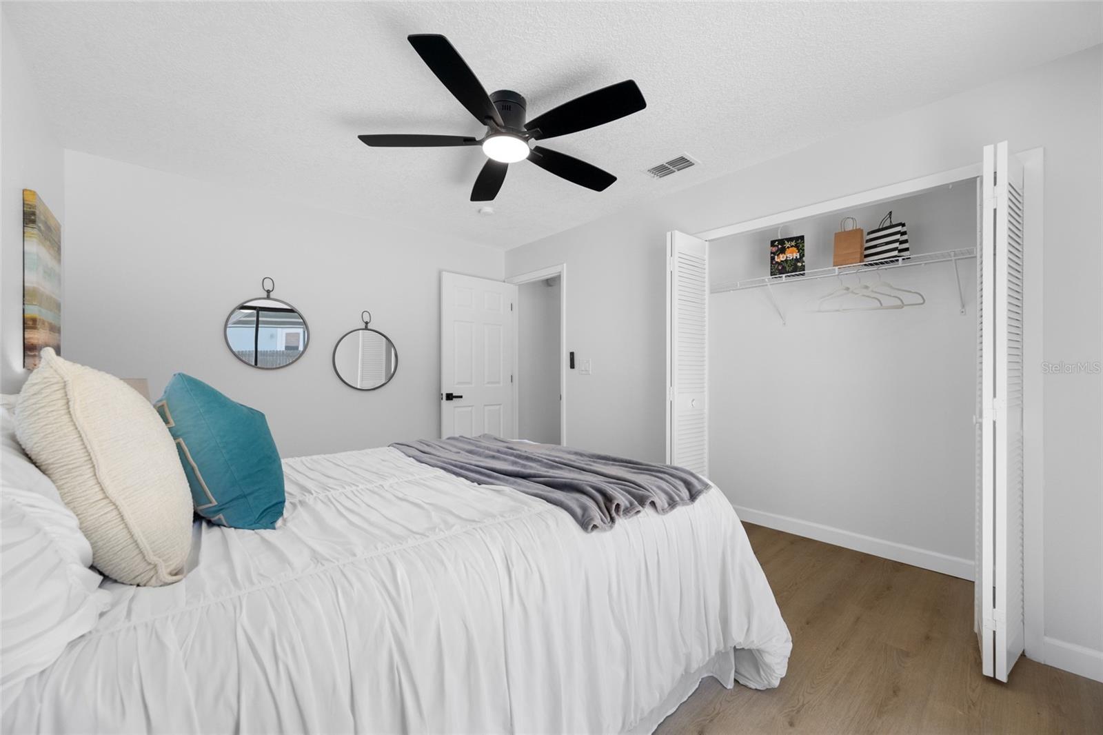 Image 38 of 71 For 9880 Bay Street