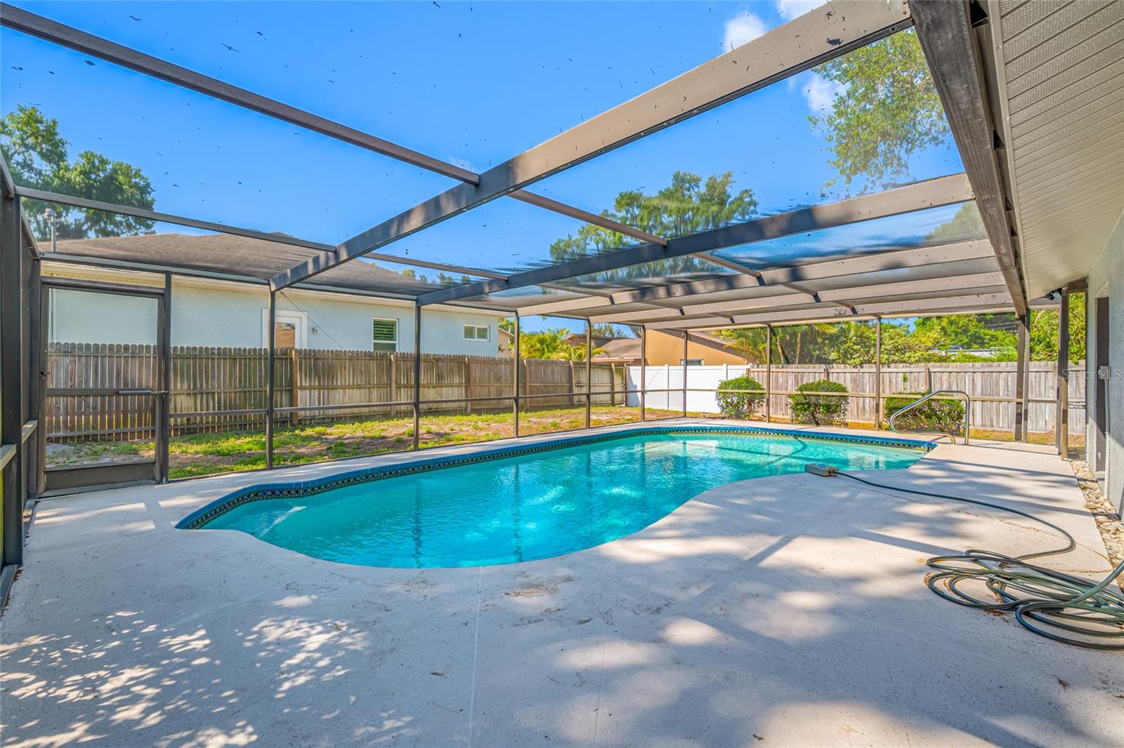 Image 50 of 71 For 9880 Bay Street