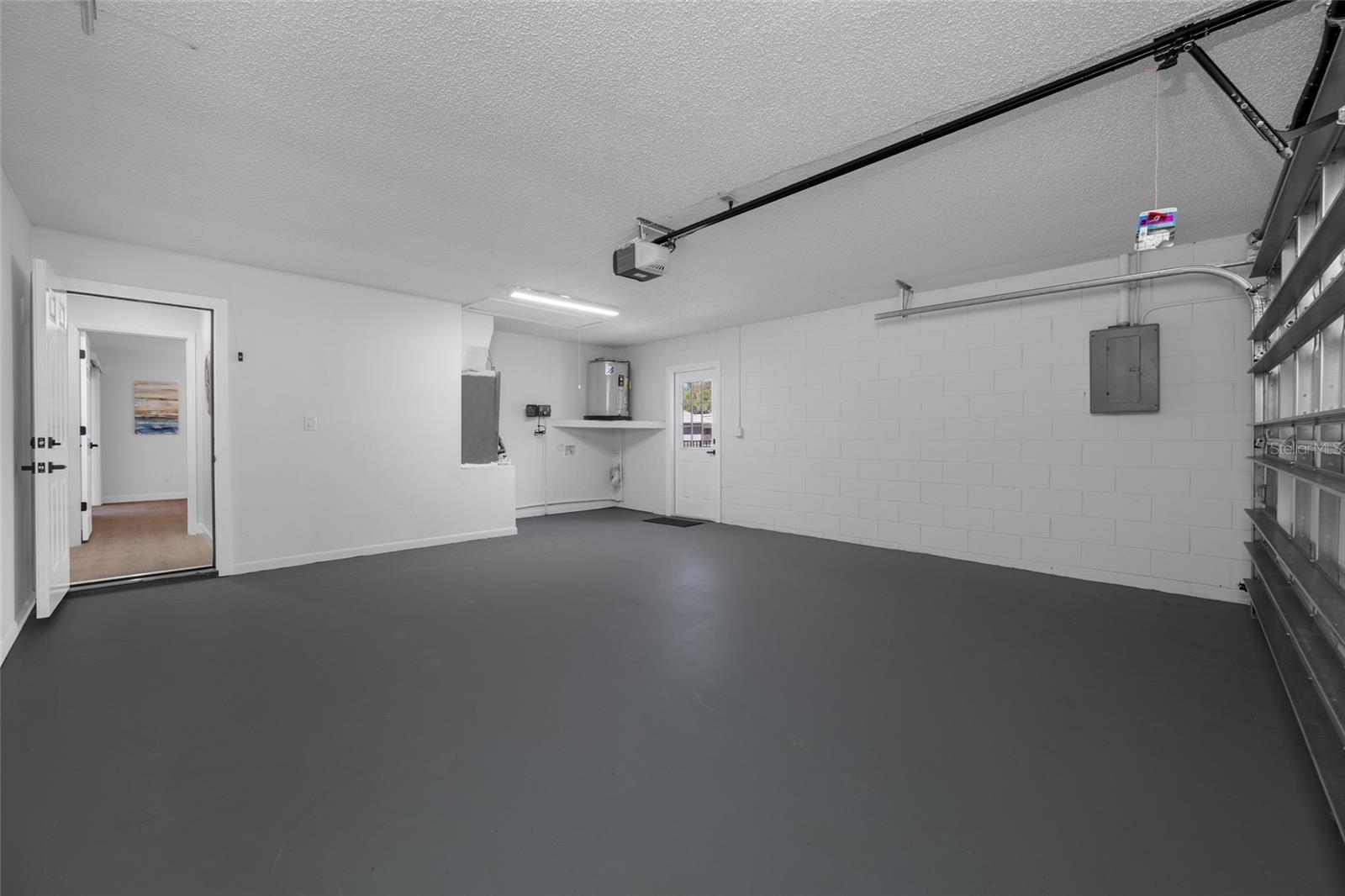 Image 56 of 71 For 9880 Bay Street