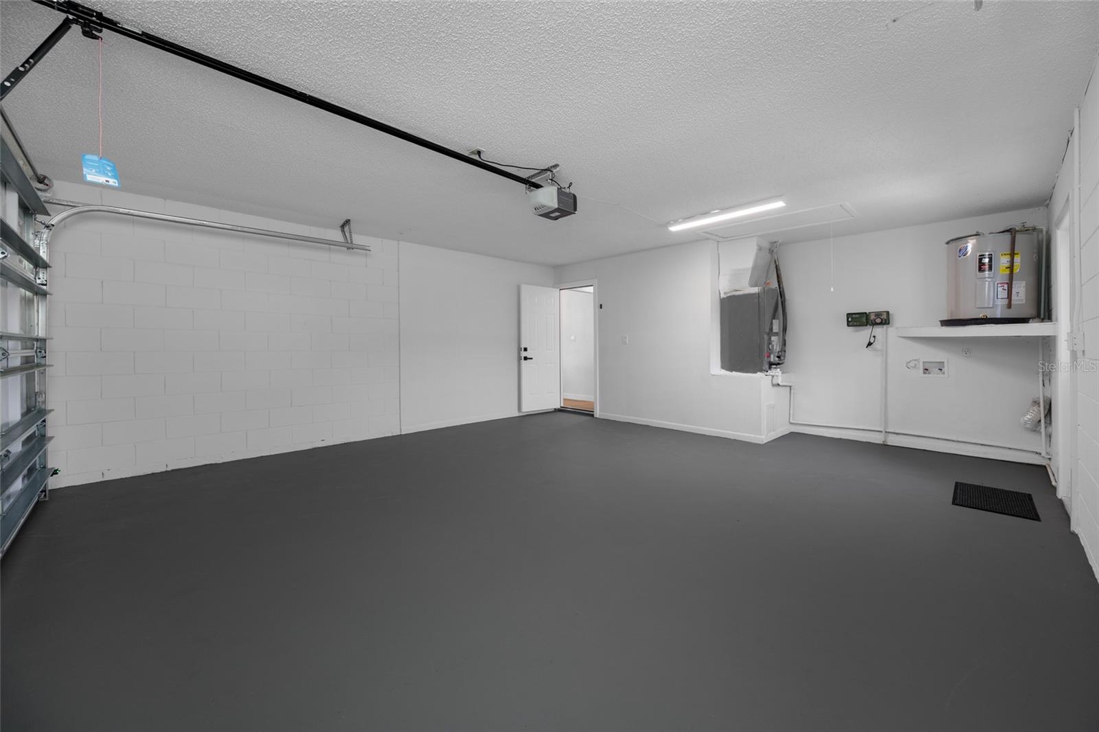 Image 57 of 71 For 9880 Bay Street