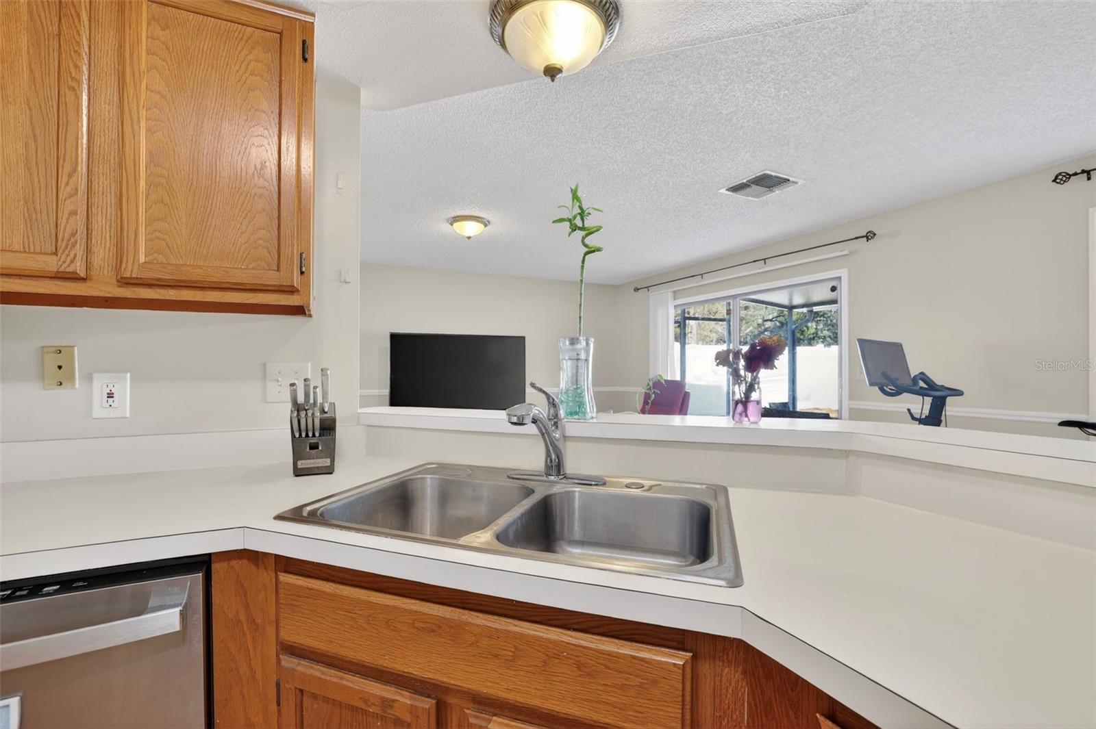 Image 10 of 30 For 5215 Corvette Drive