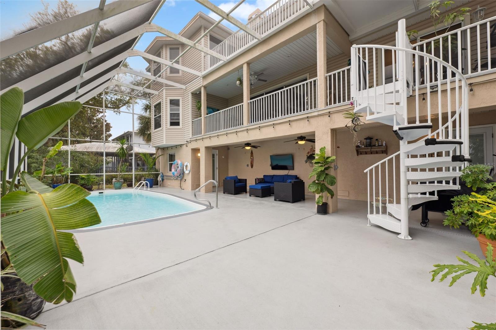 Image 68 of 84 For 3114 Bluff Boulevard