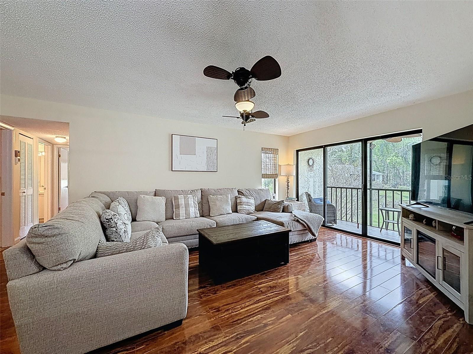 Image 15 of 74 For 1488 Pine Glen Lane B2