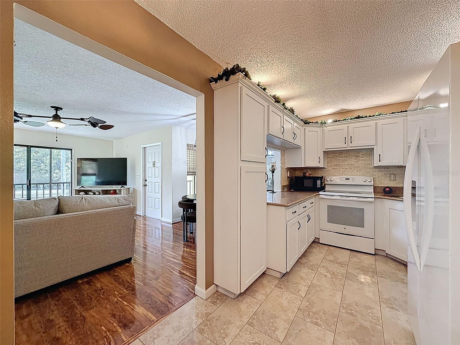 Image 25 of 74 For 1488 Pine Glen Lane B2