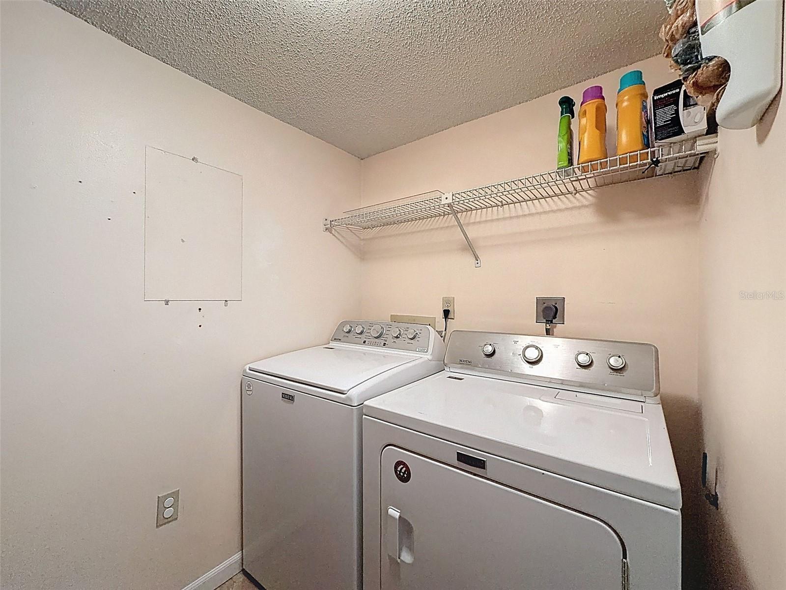 Image 32 of 74 For 1488 Pine Glen Lane B2