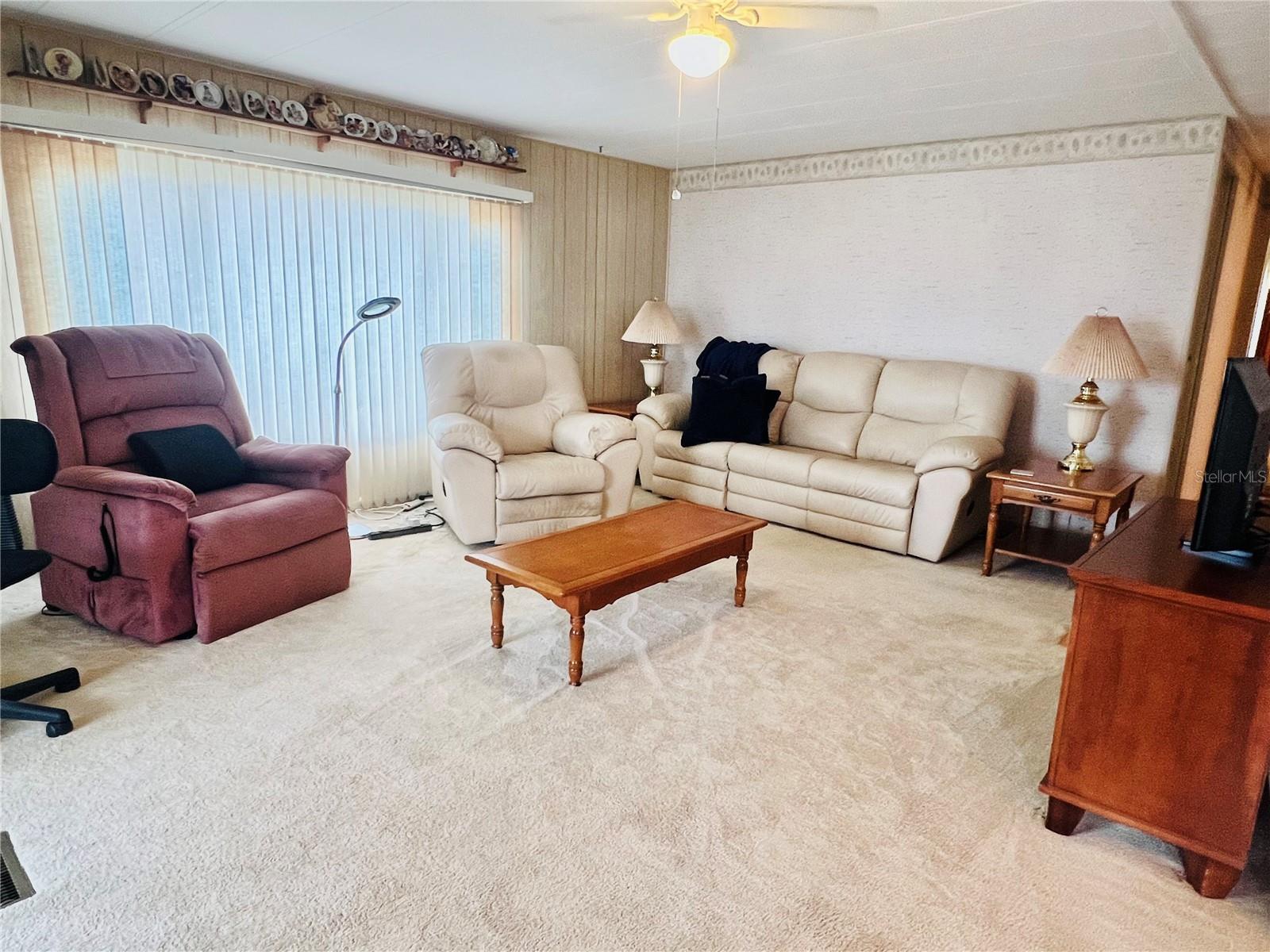 Image 8 of 24 For 2224 Ca D Oro Drive