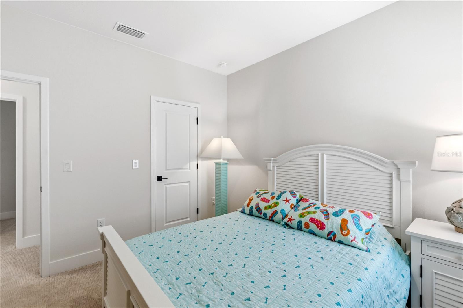 Image 40 of 84 For 7254 Kodiak Lane