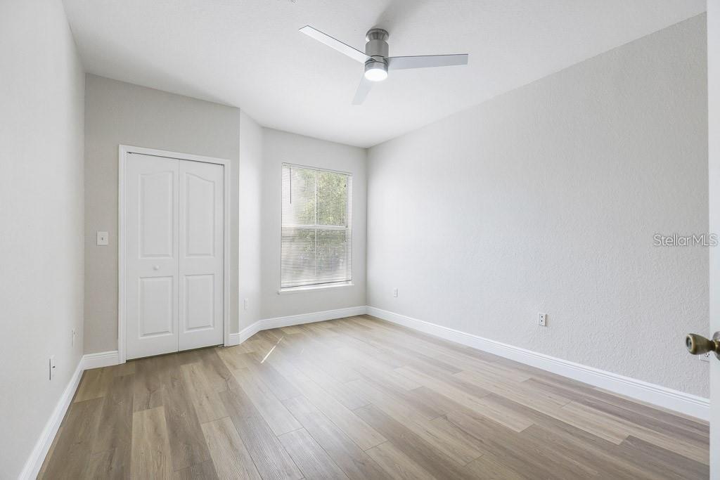 Image 11 of 18 For 5605 Legacy Crescent Place 204