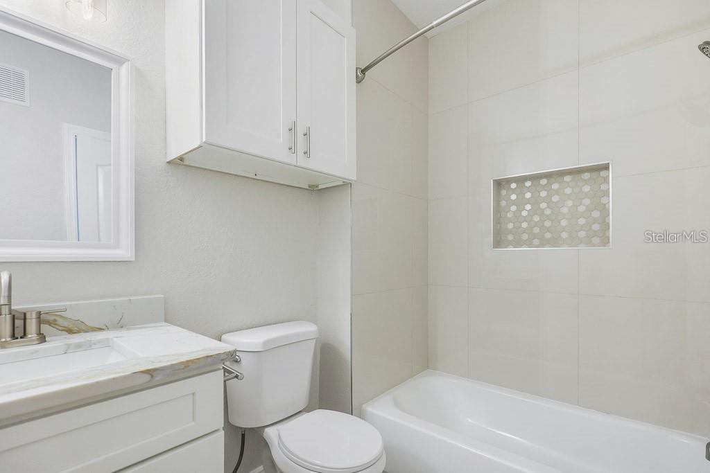 Image 12 of 18 For 5605 Legacy Crescent Place 204