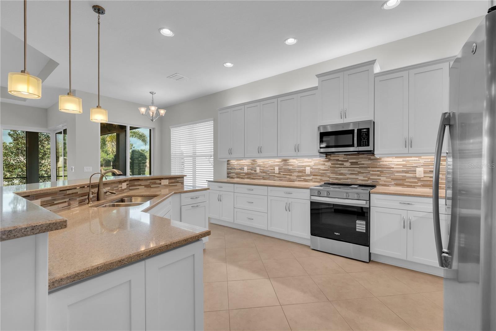 Image 12 of 48 For 4908 Grand Banks Drive