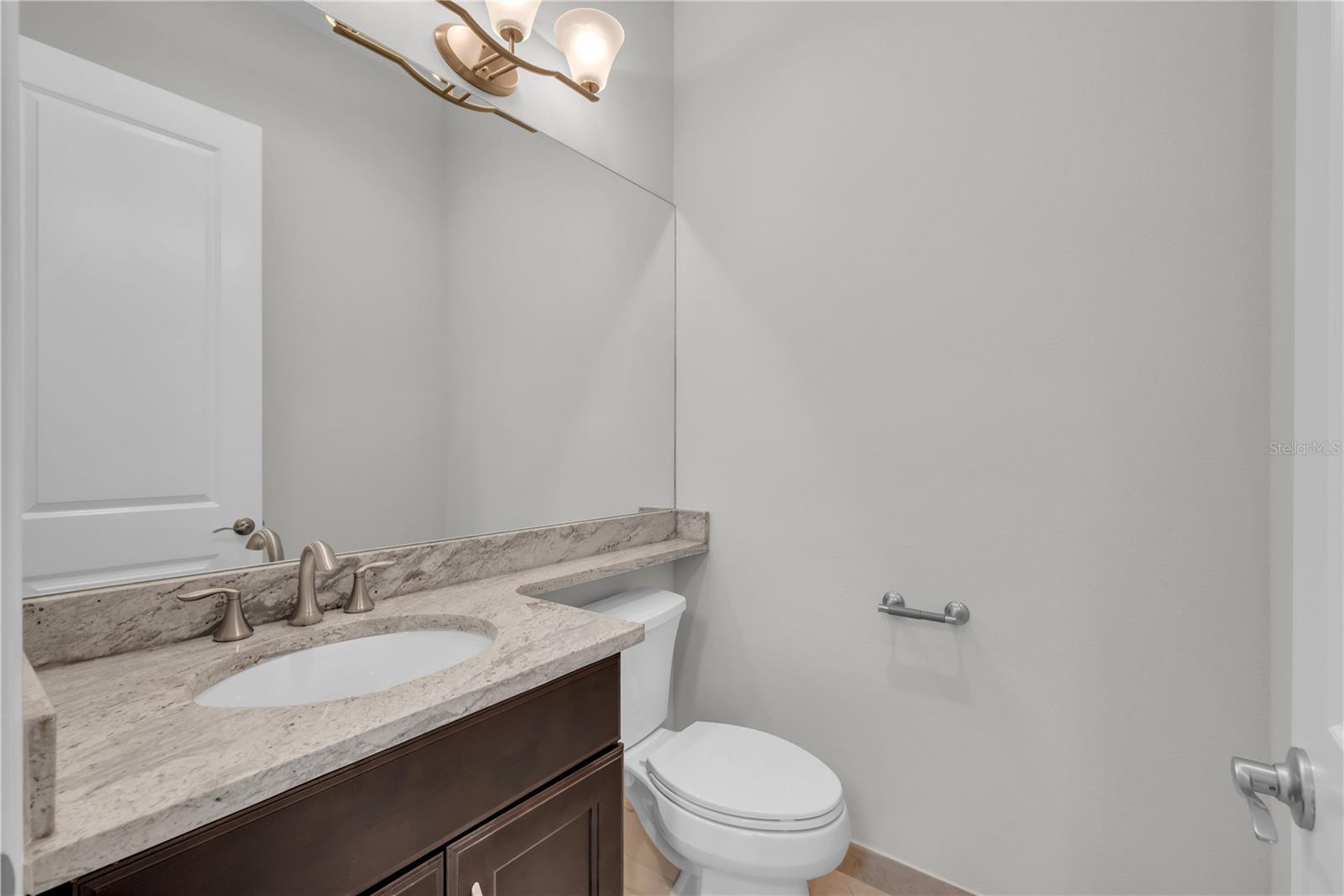 Image 18 of 48 For 4908 Grand Banks Drive