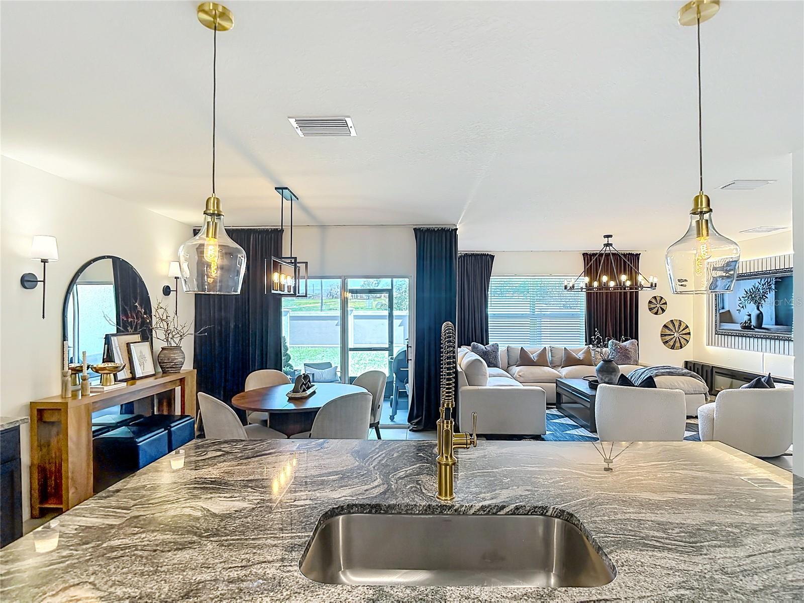 Image 18 of 66 For 10926 Quail Grove Way