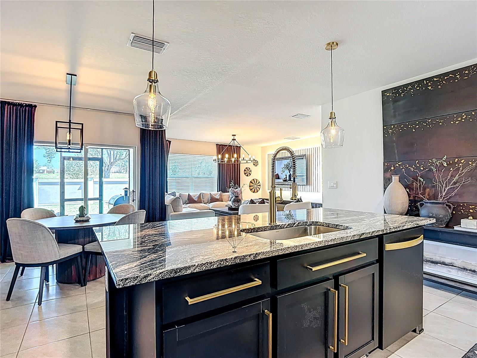 Image 19 of 66 For 10926 Quail Grove Way