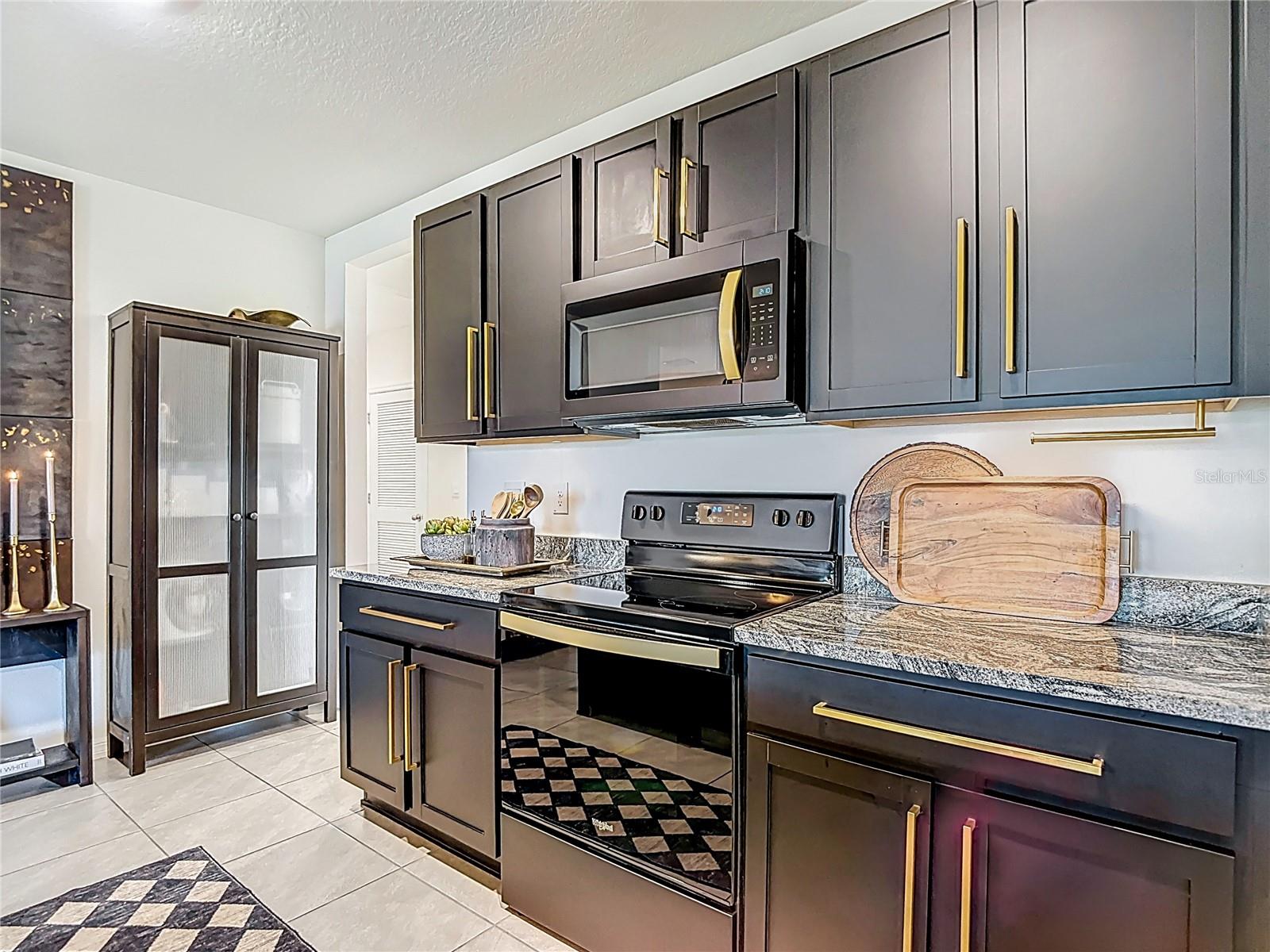 Image 21 of 66 For 10926 Quail Grove Way