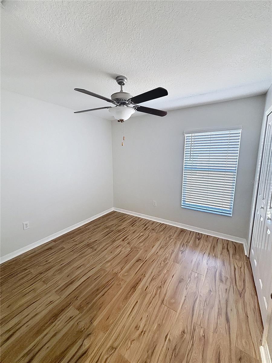 Image 14 of 34 For 10241 Strawberry Tetra Drive