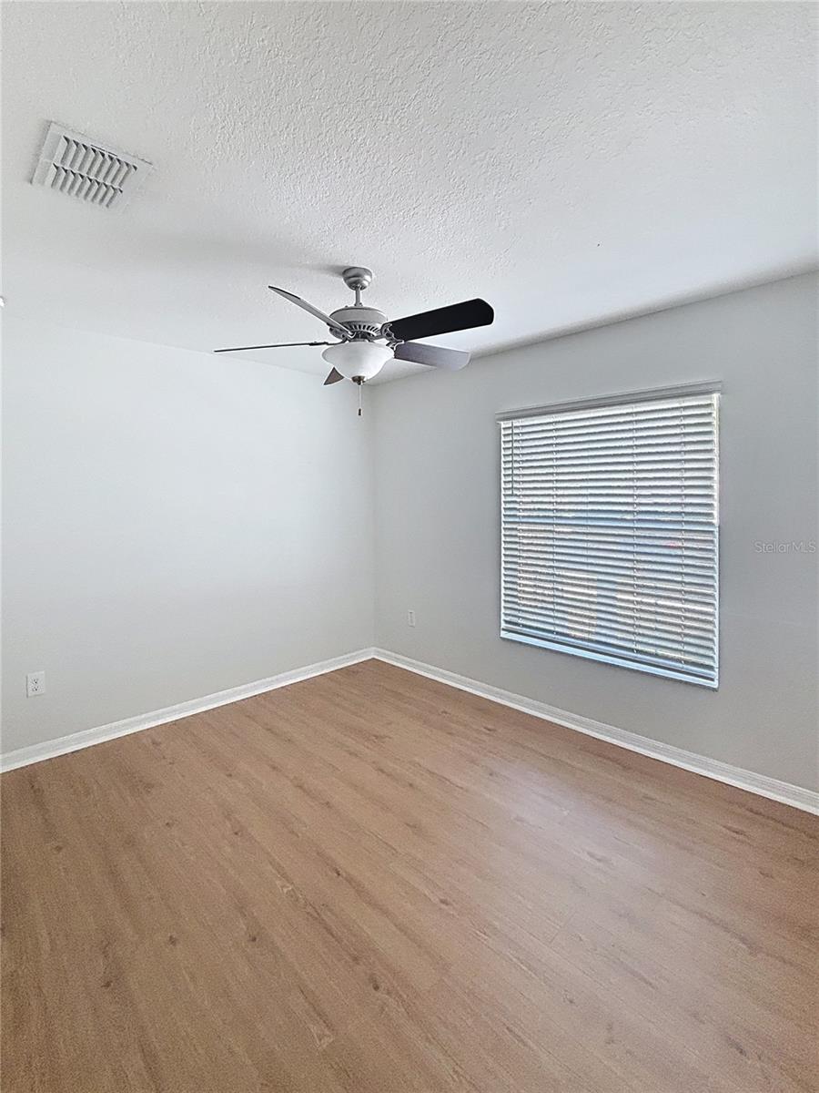 Image 16 of 34 For 10241 Strawberry Tetra Drive